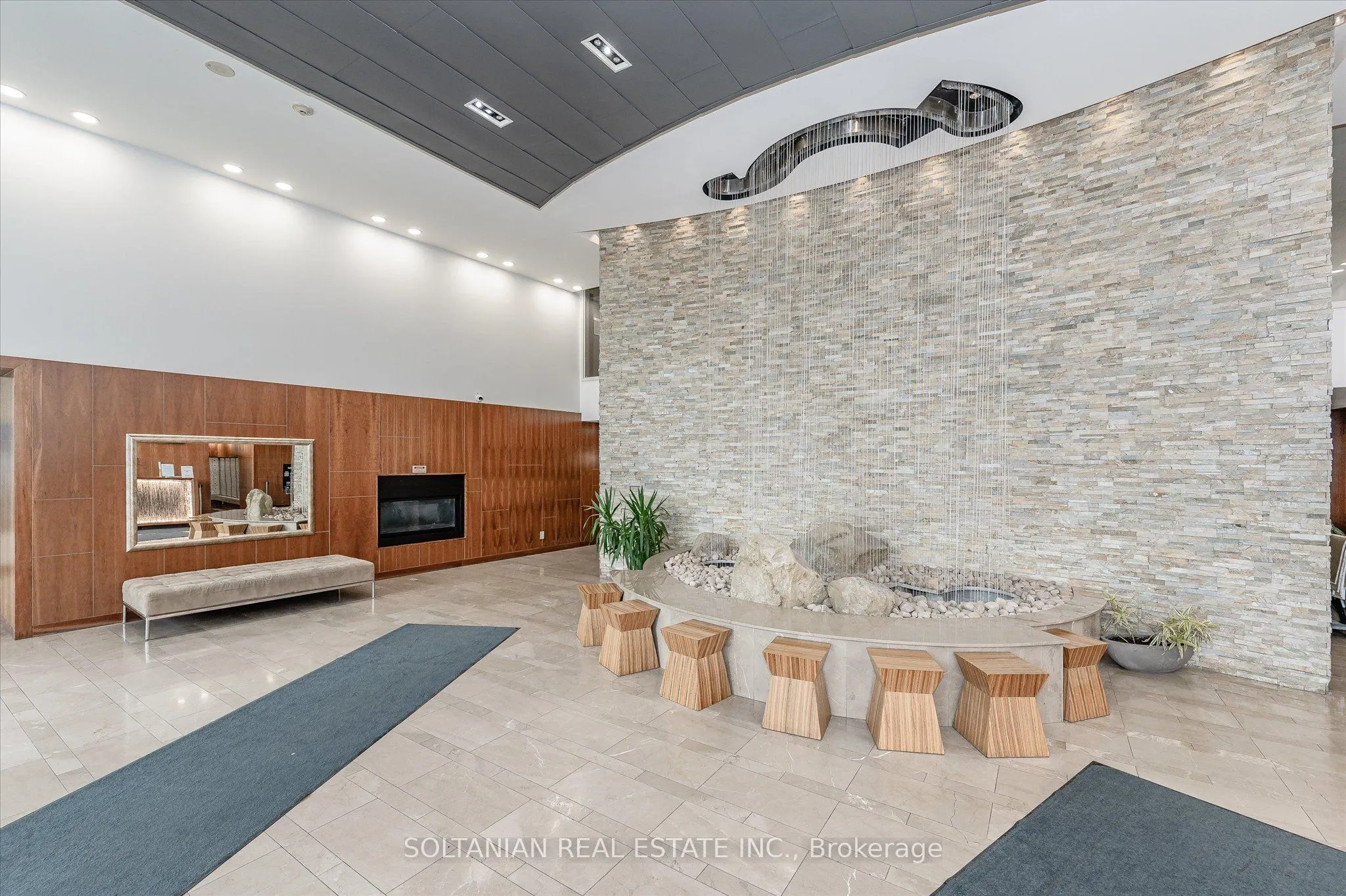 225 Webb Drive NW, #1004