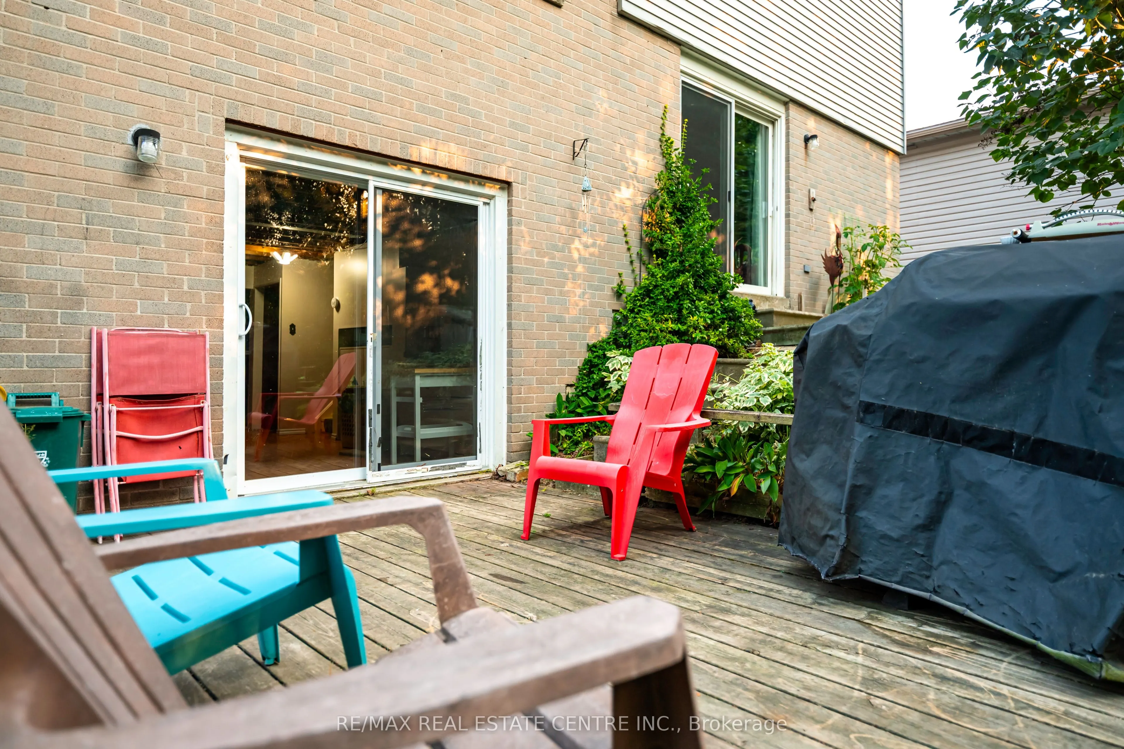 83 Brenda Boulevard