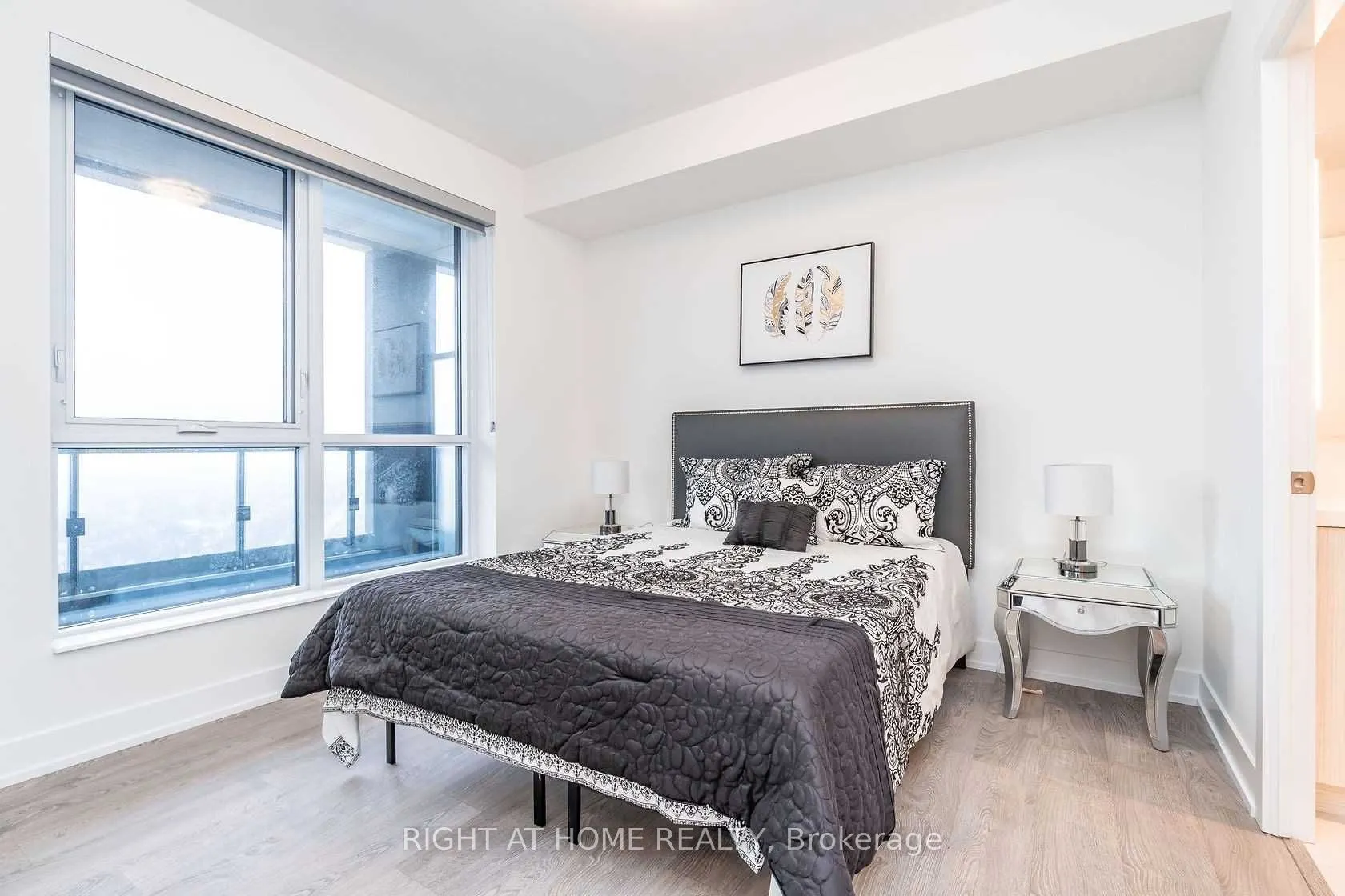 5 Mabelle Avenue, #3128