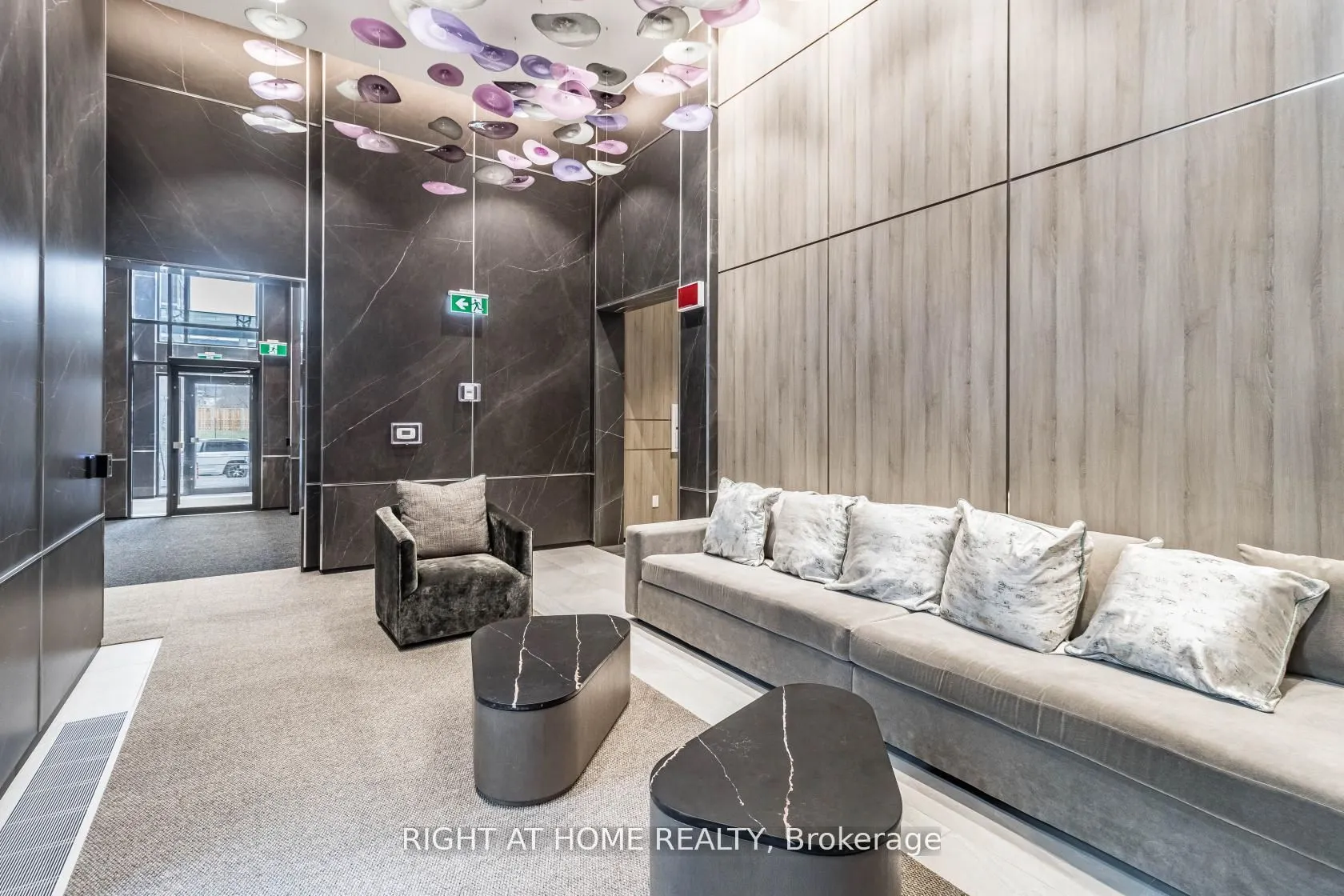 5 Mabelle Avenue, #3128
