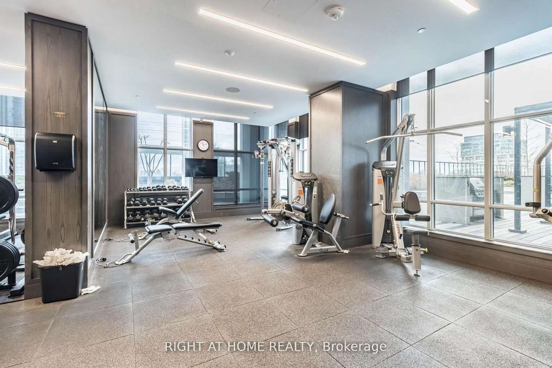 5 Mabelle Avenue, #3128
