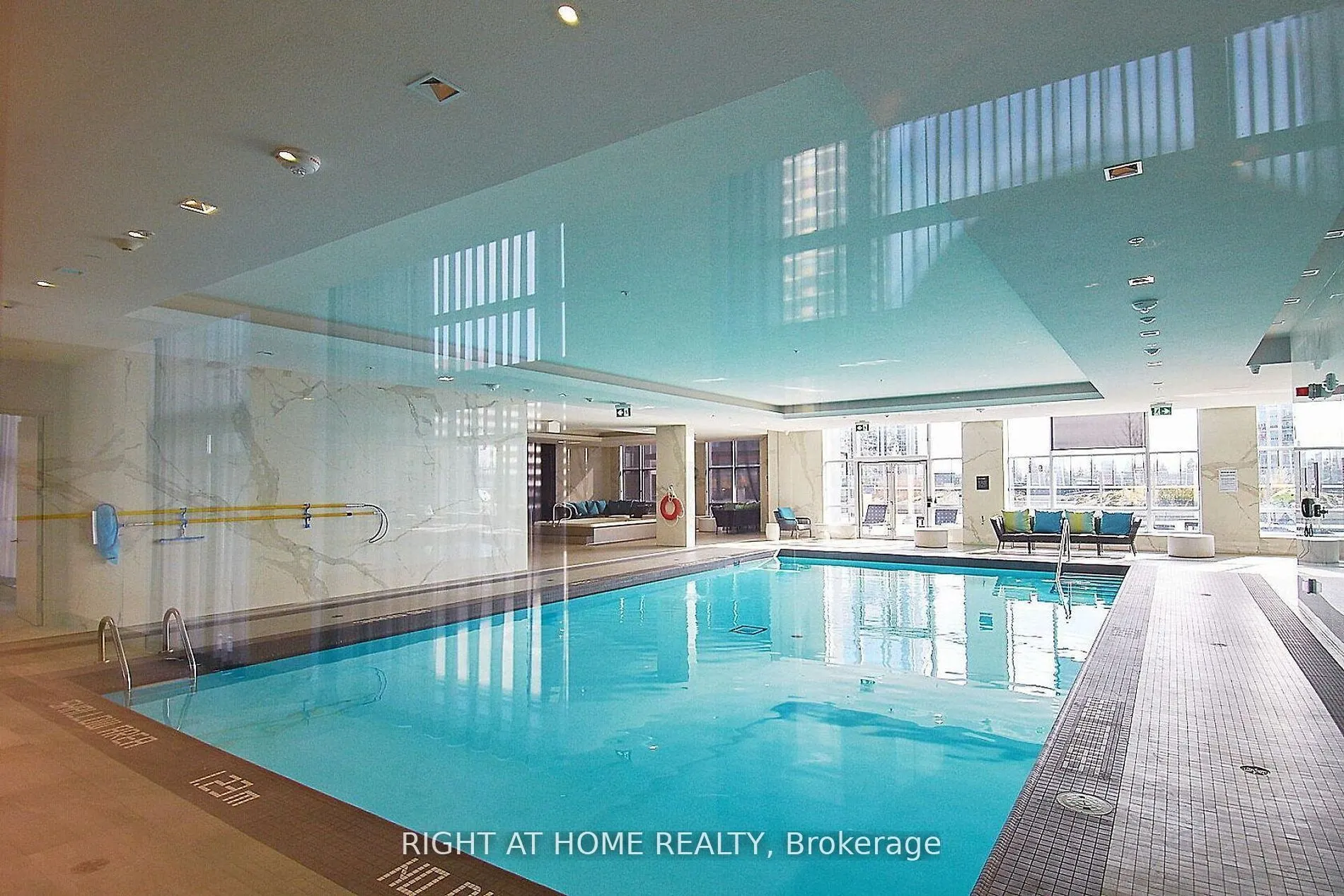 5 Mabelle Avenue, #3128