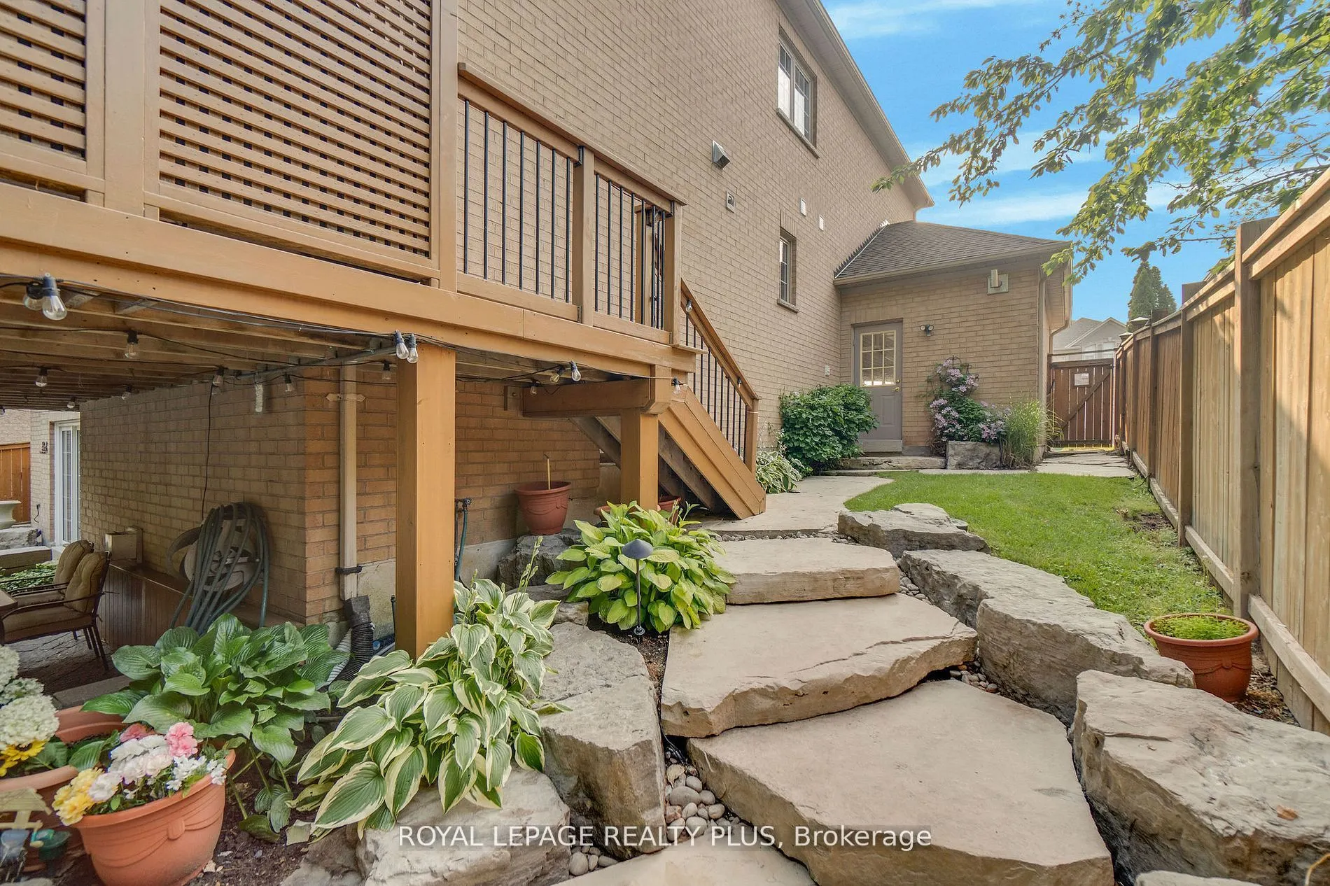 2376 Valley Forest Way