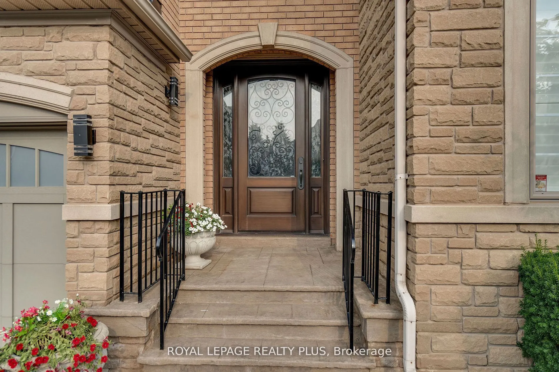 2376 Valley Forest Way