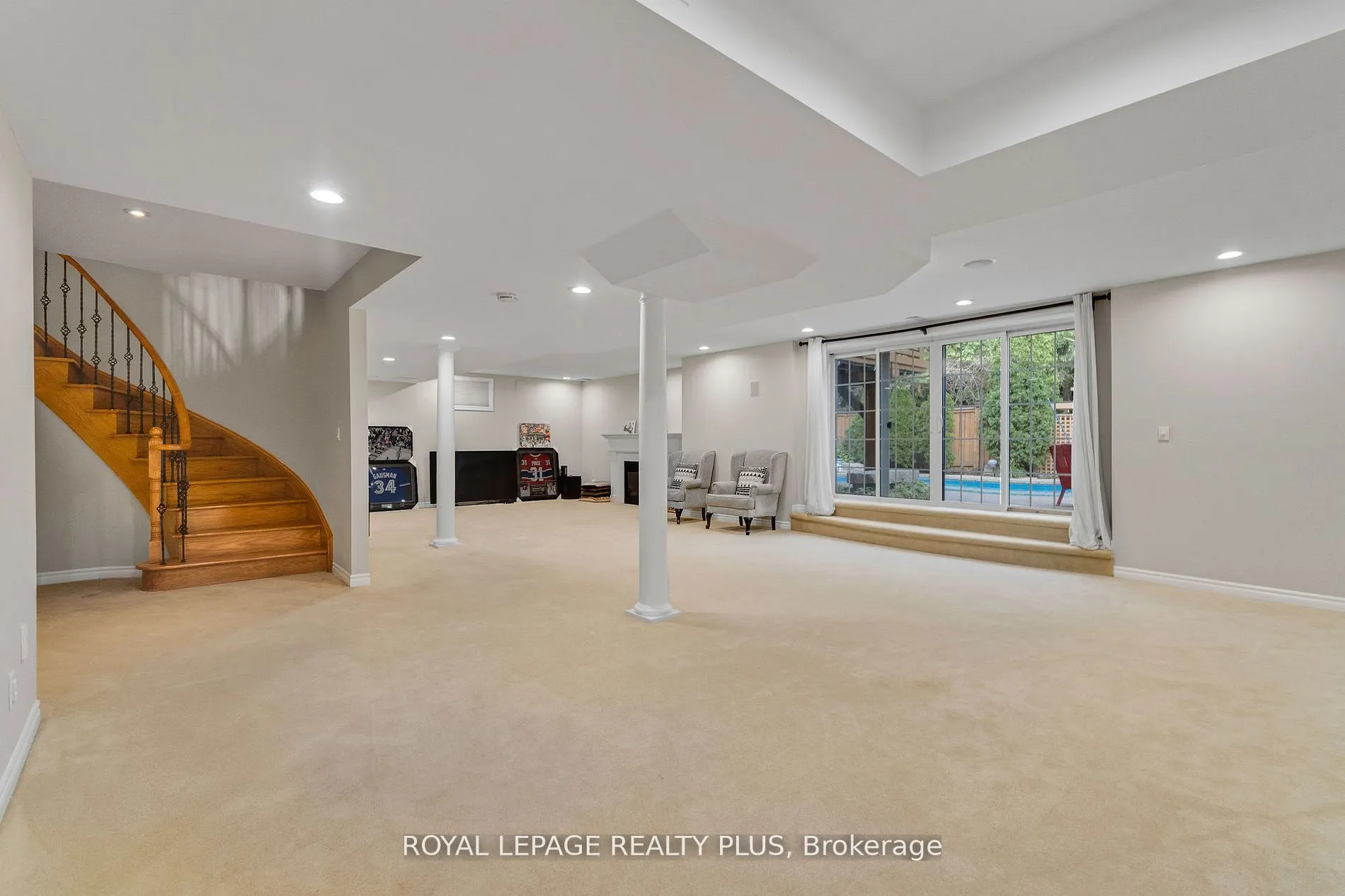 2376 Valley Forest Way
