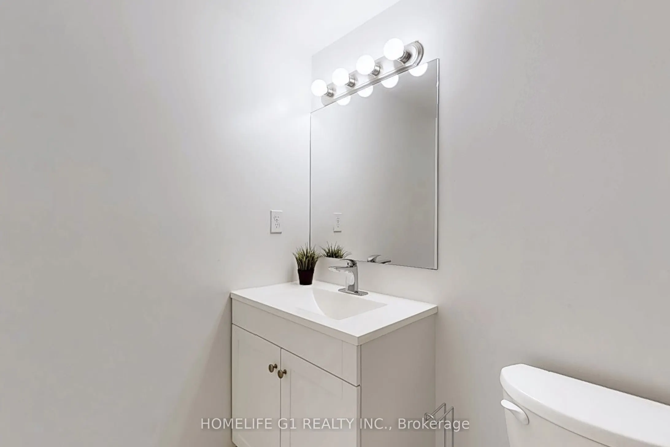 50 Kingsbridge Garden Circle, #1111