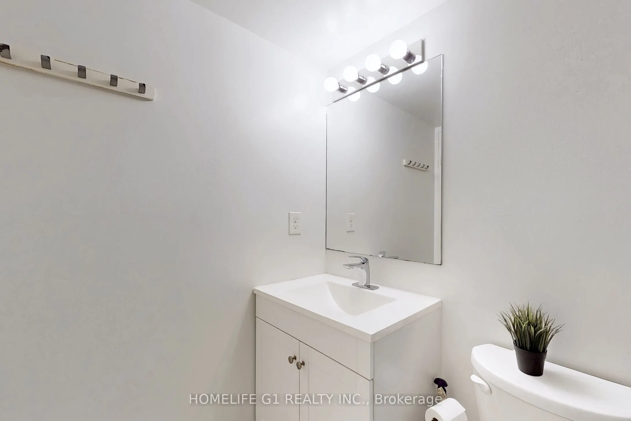 50 Kingsbridge Garden Circle, #1111