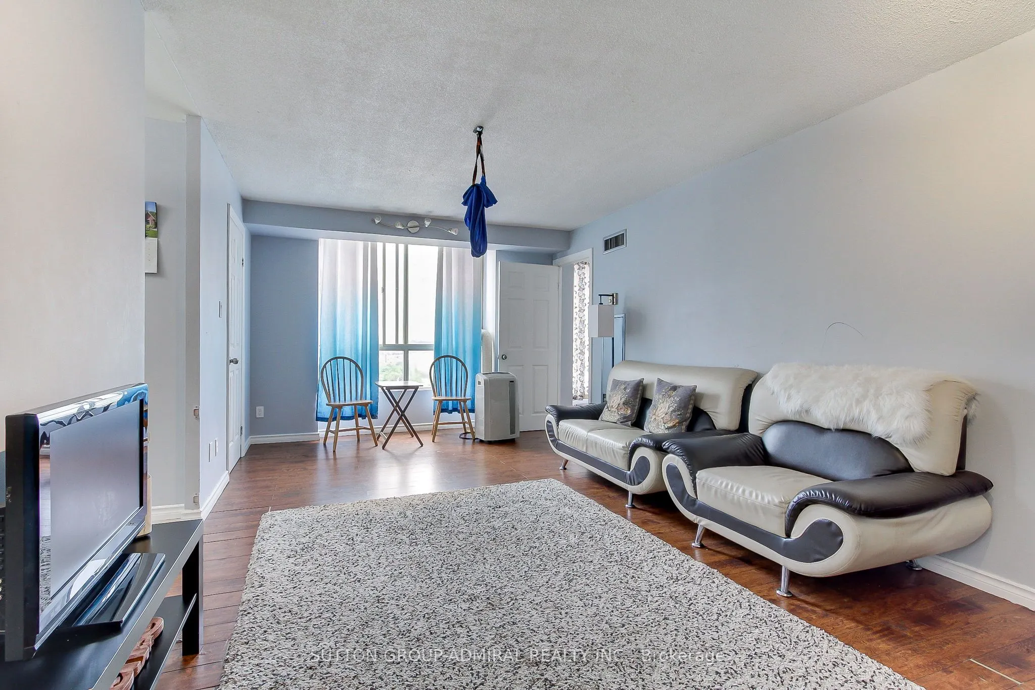 2470 Eglinton Avenue W, #1205