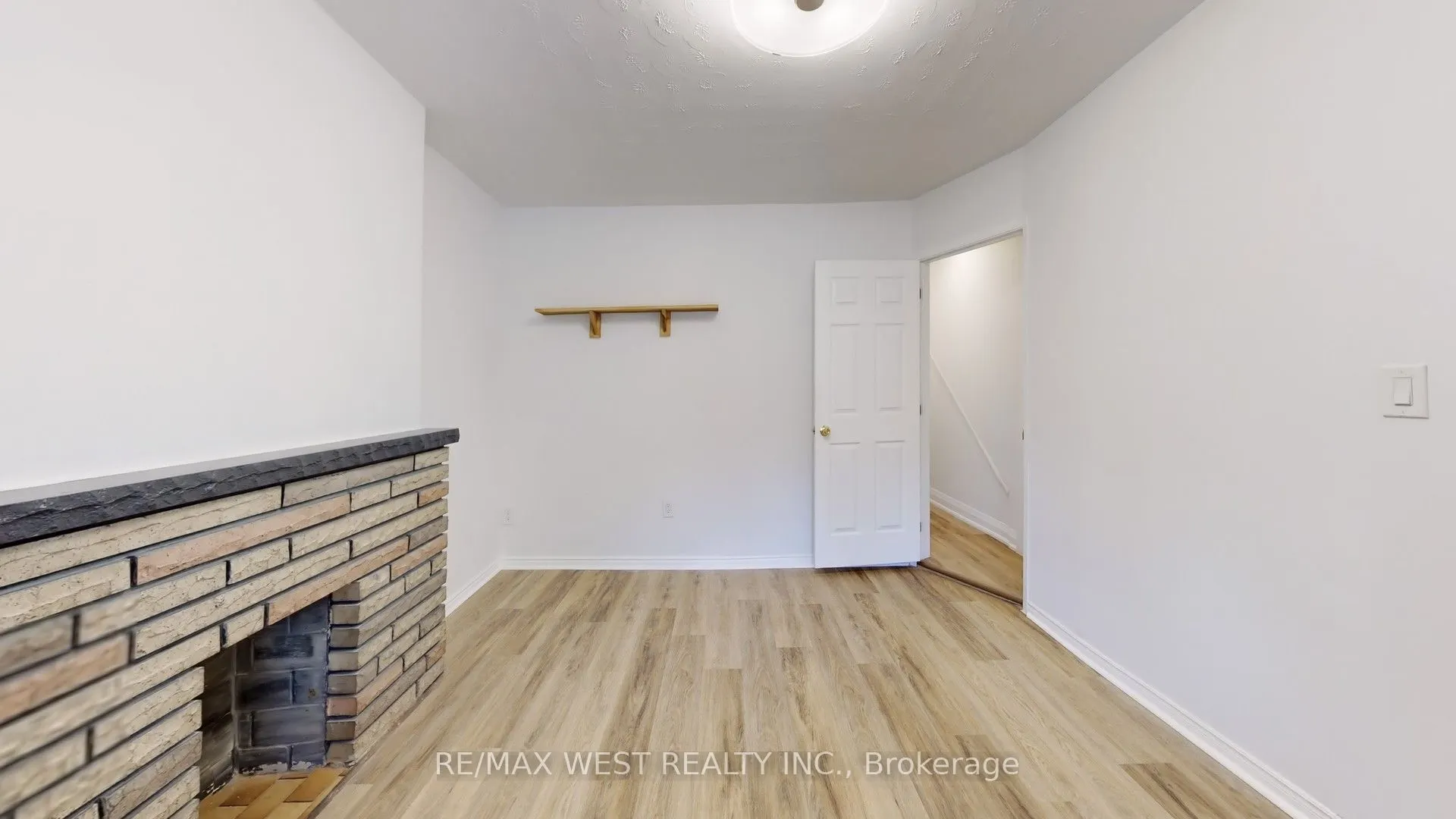 109 Connolly Street, #Main