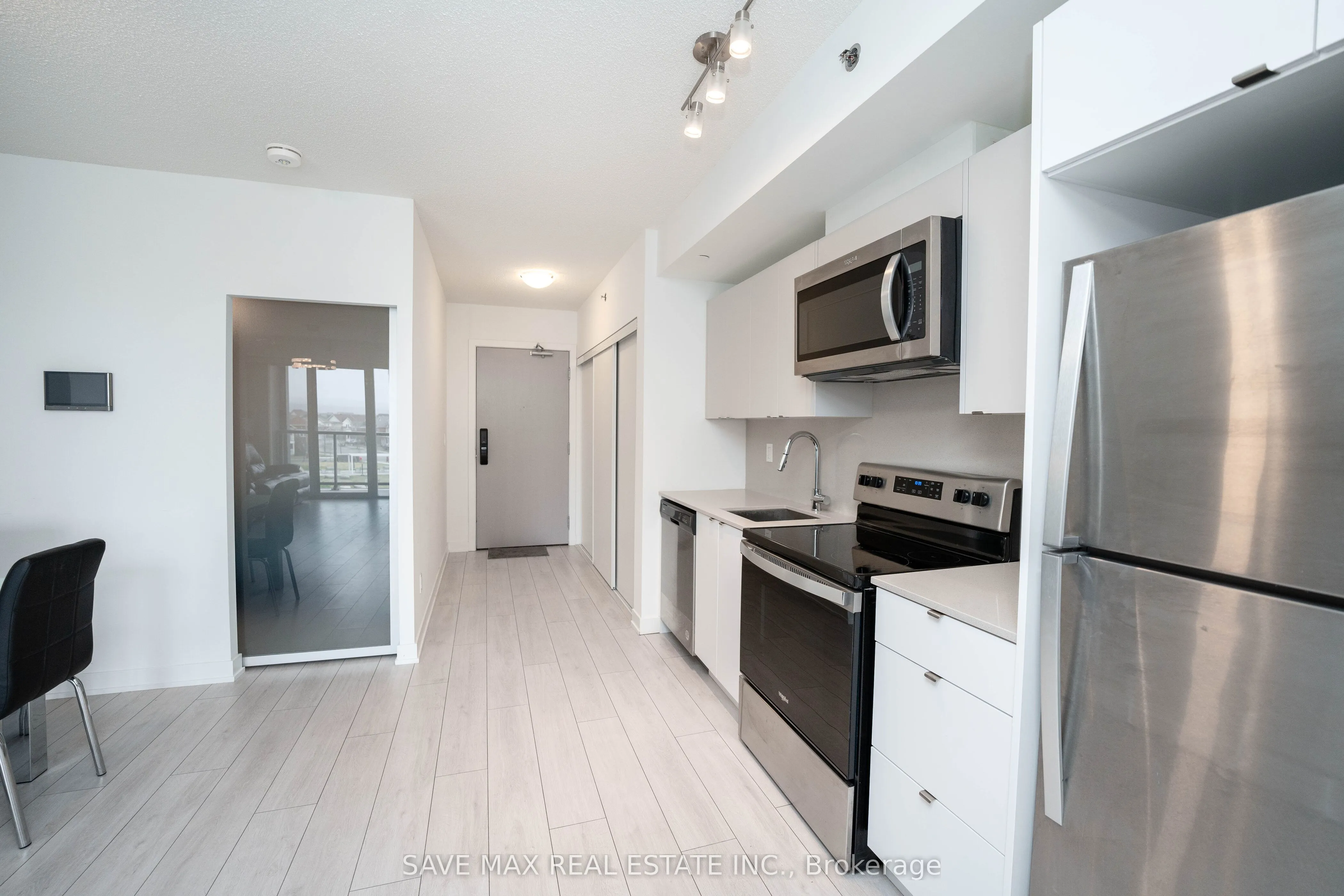 3200 Dakota Common, #B317