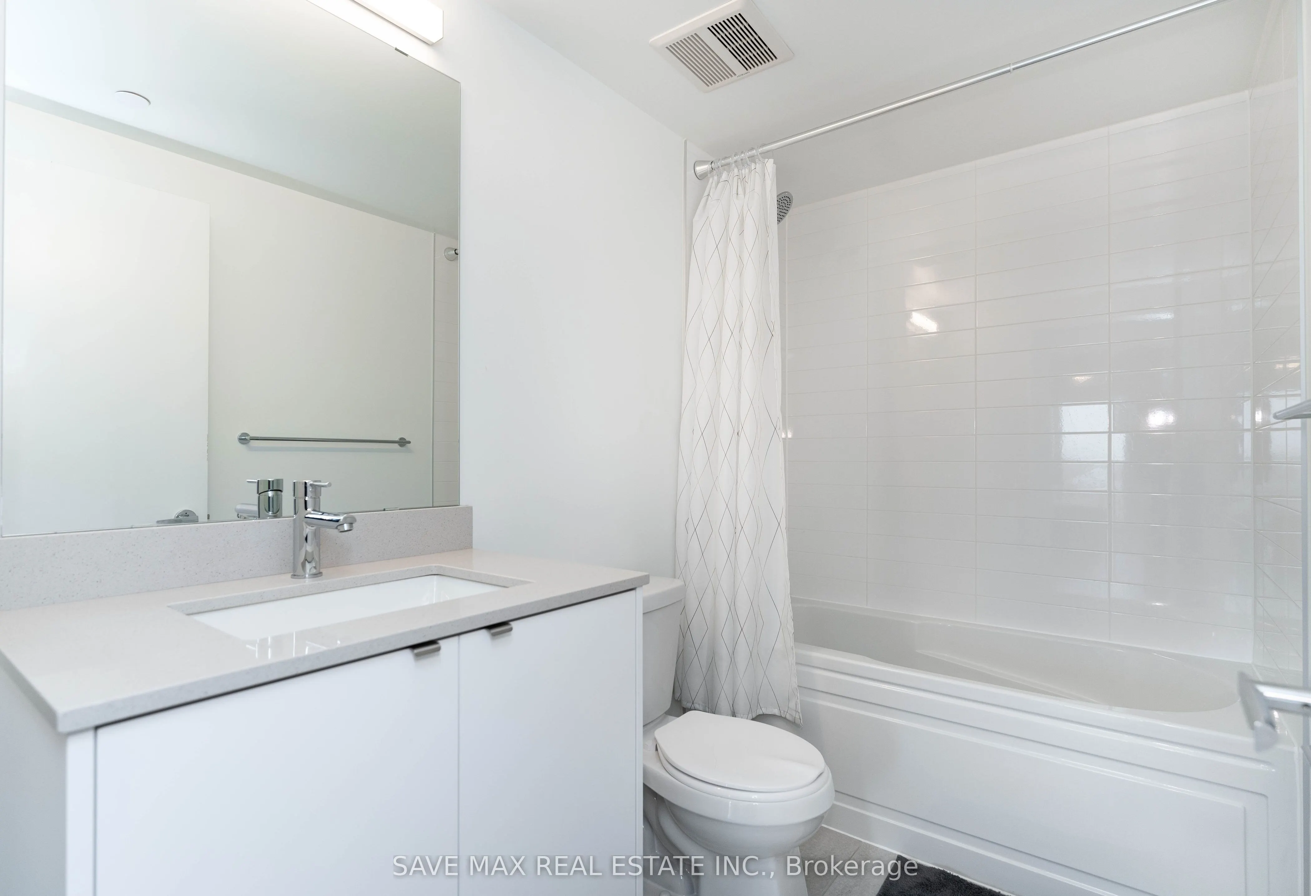 3200 Dakota Common, #B317