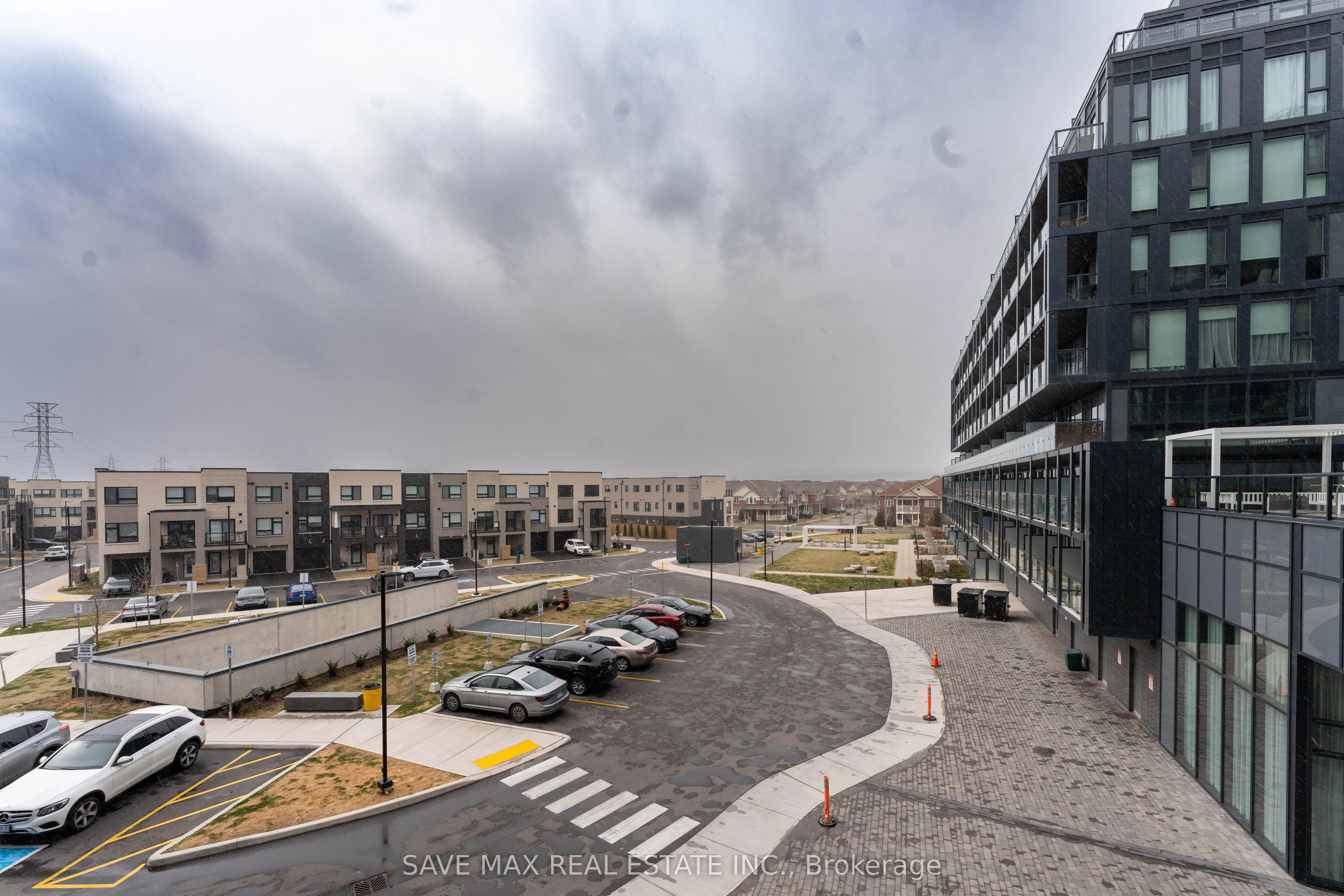 3200 Dakota Common, #B317