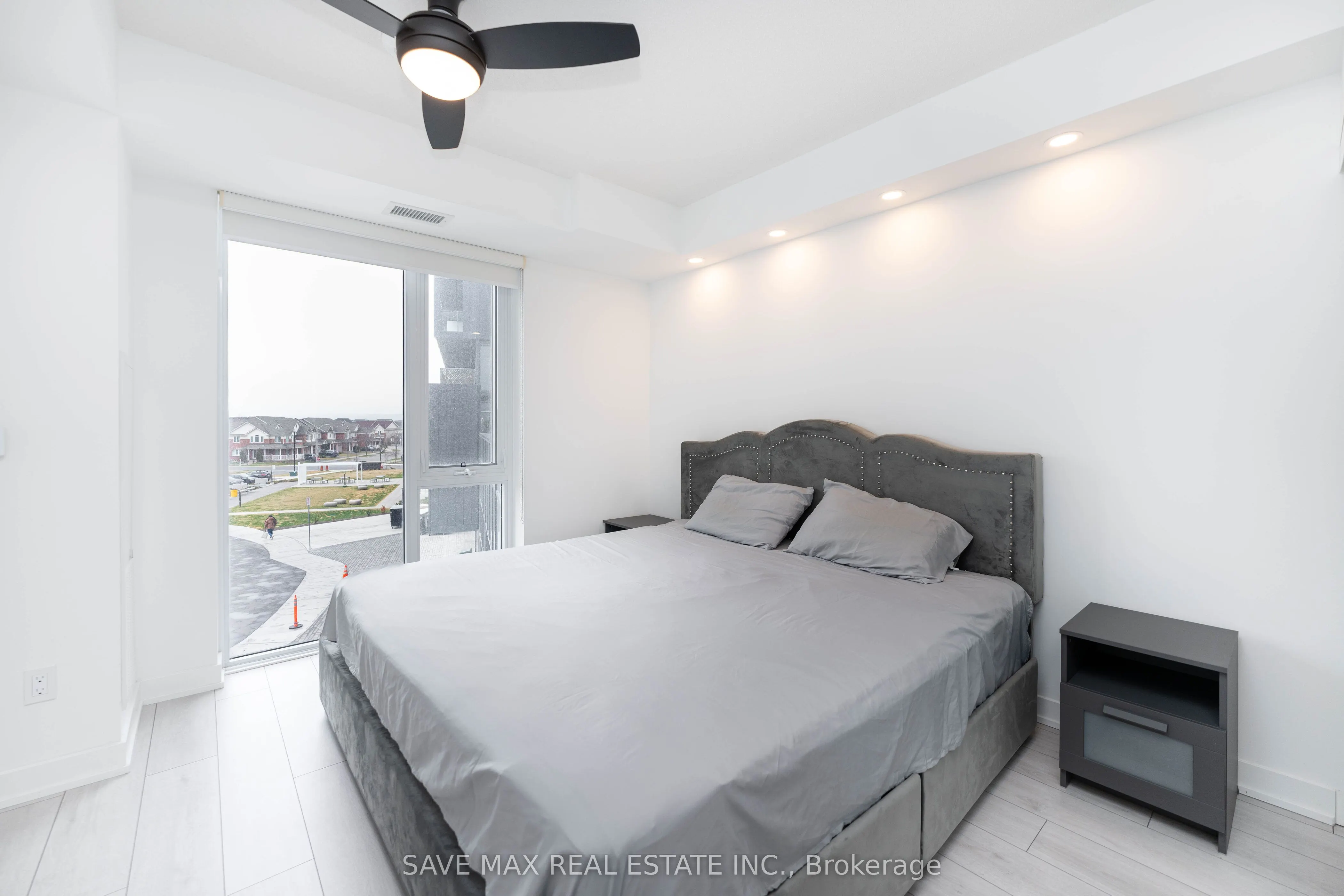 3200 Dakota Common, #B317