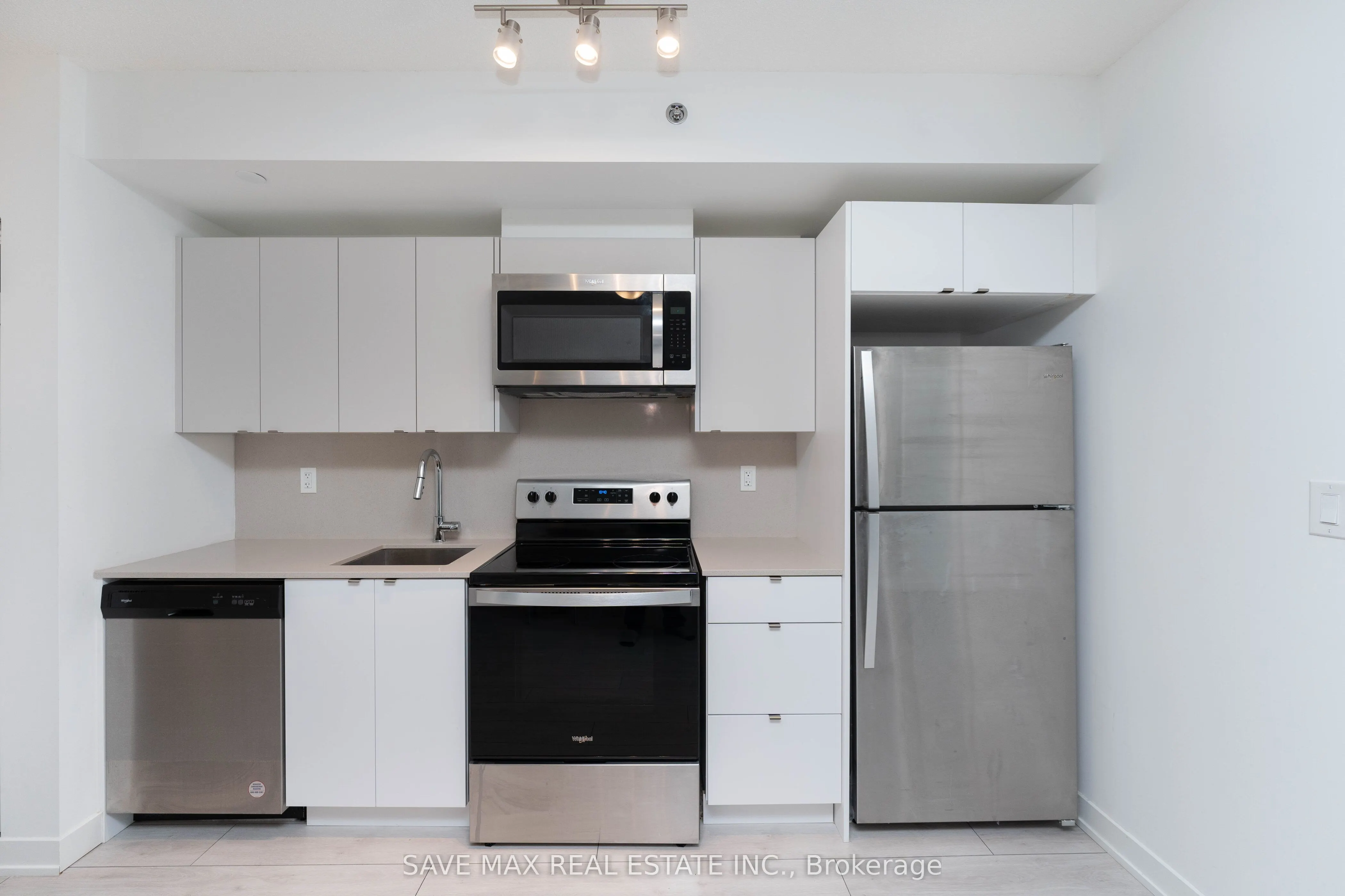 3200 Dakota Common, #B317