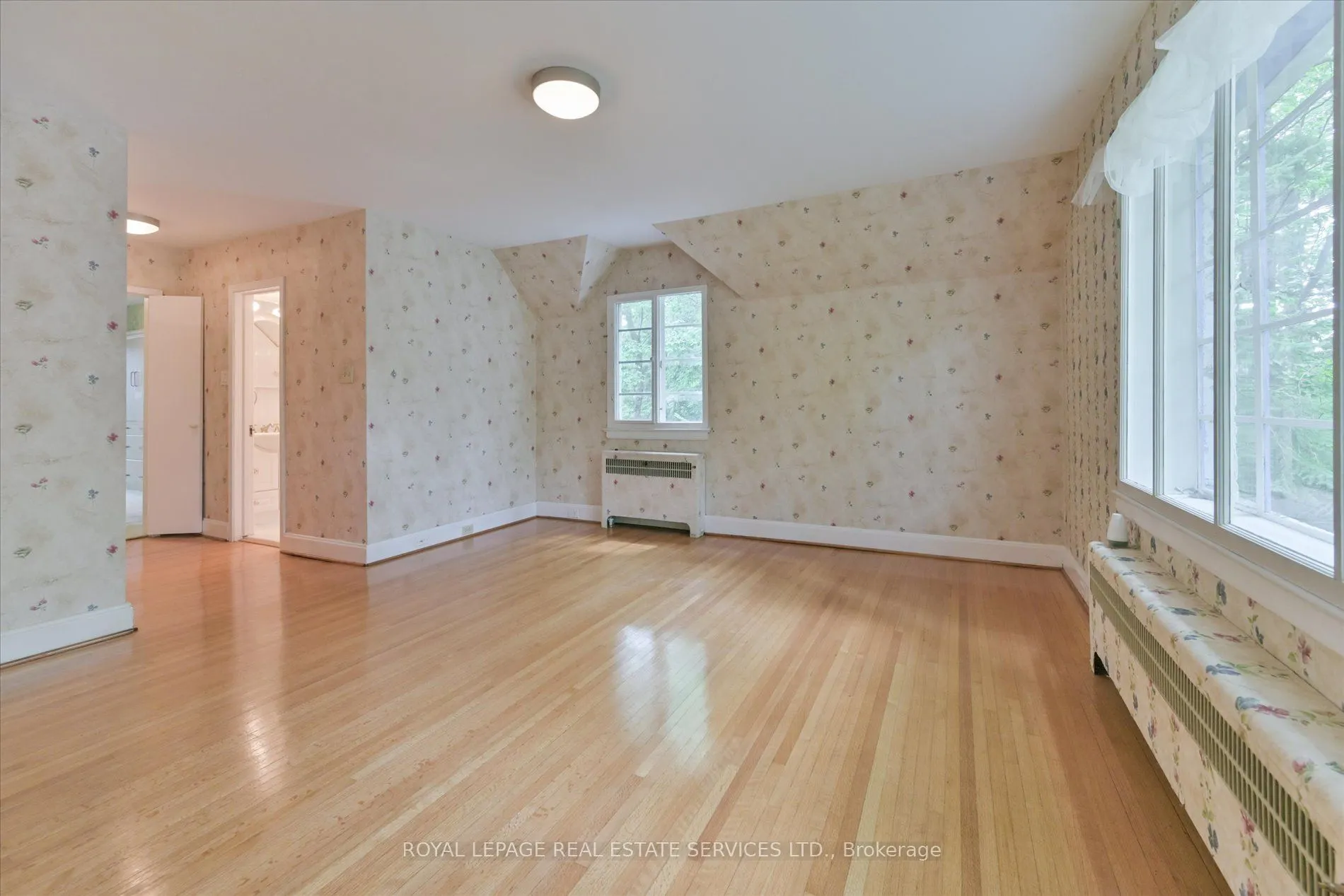9 Edenbridge Drive