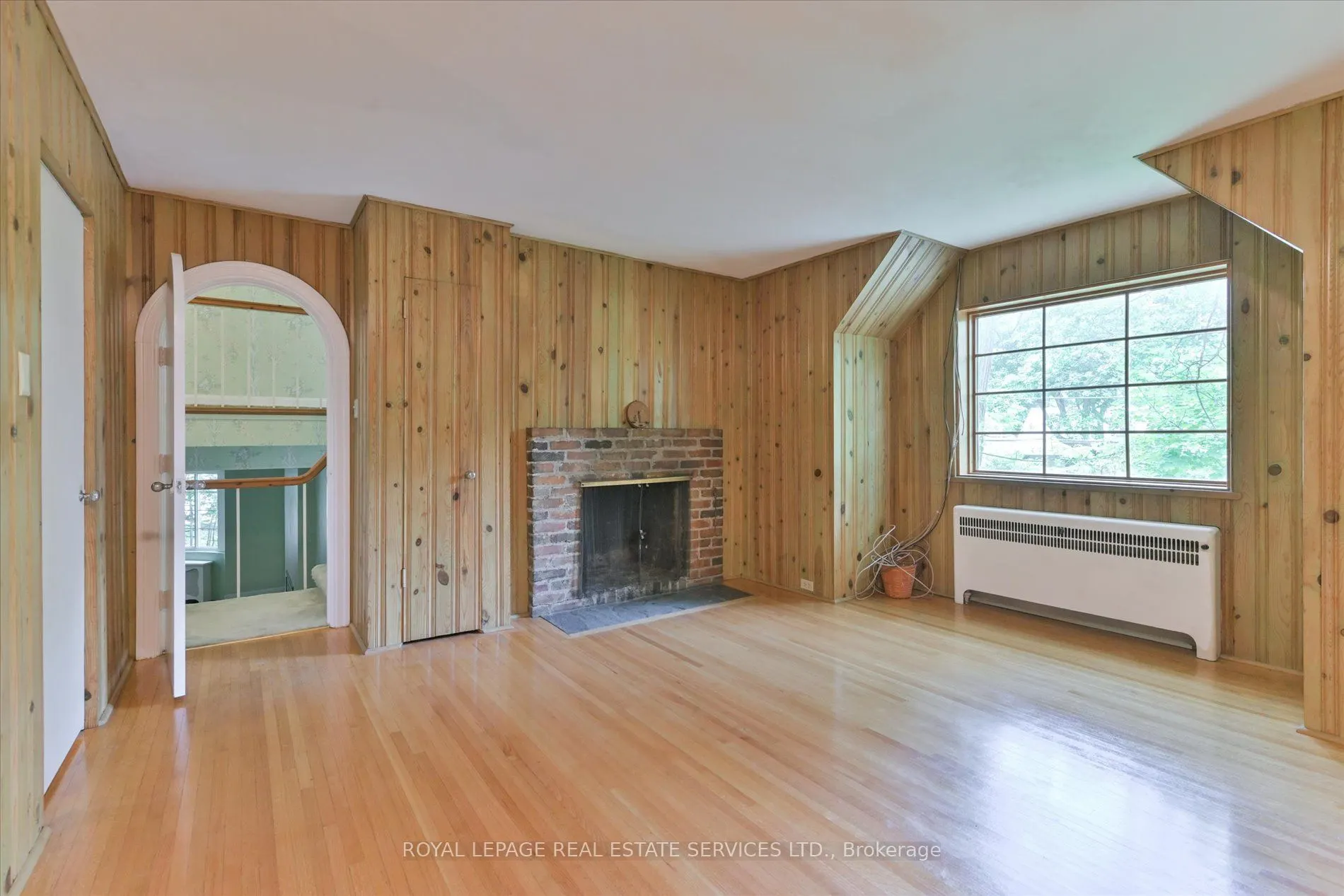 9 Edenbridge Drive
