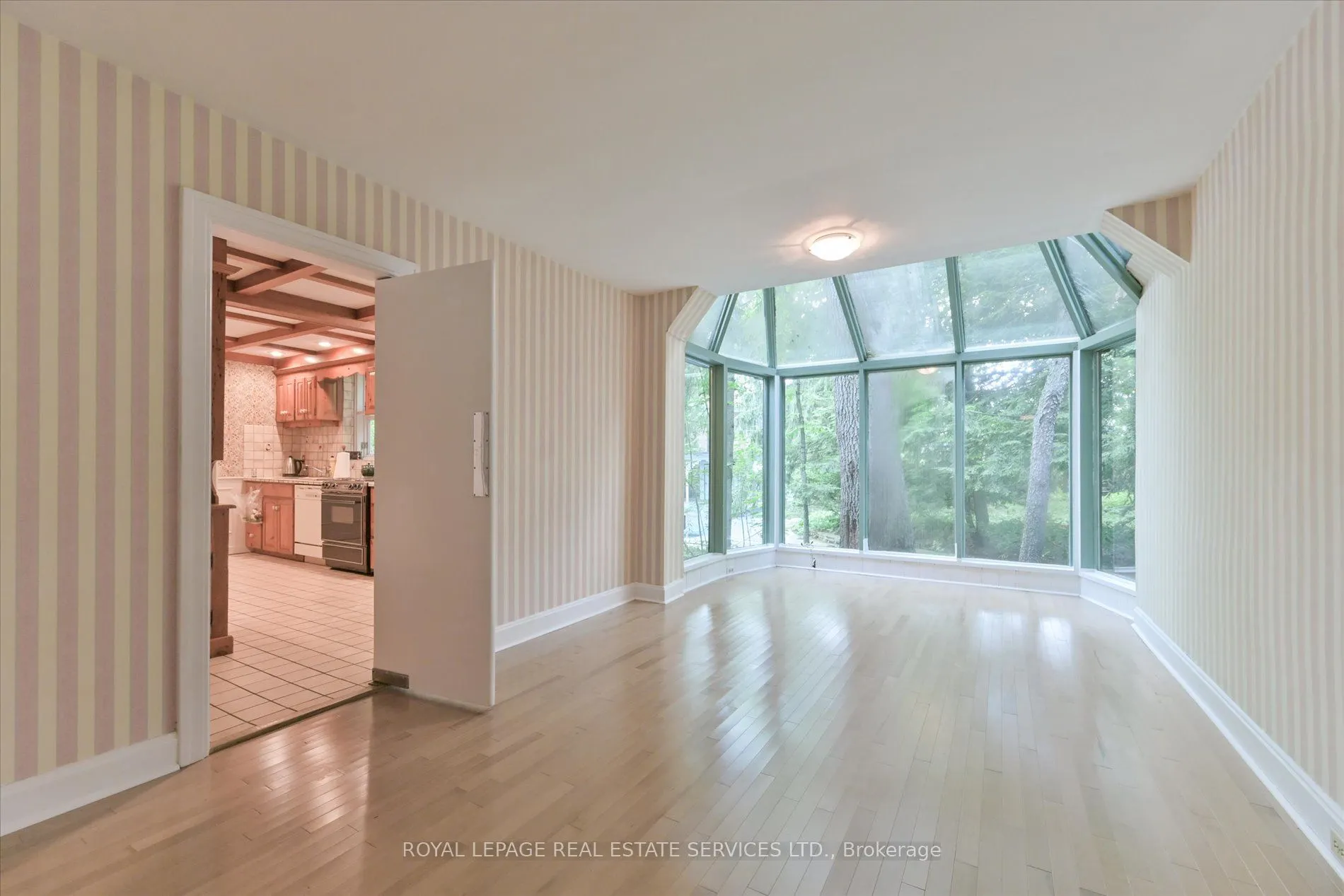 9 Edenbridge Drive