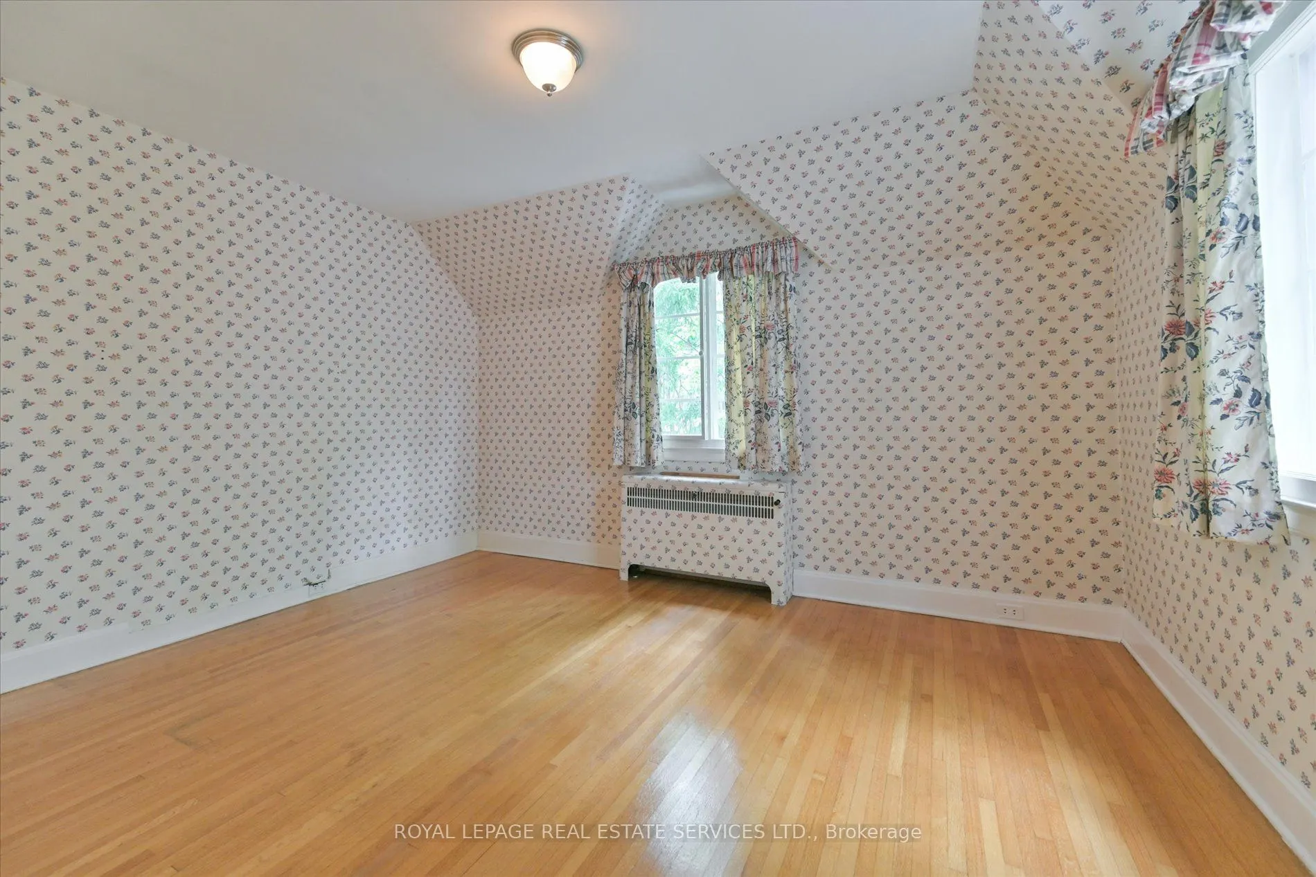 9 Edenbridge Drive