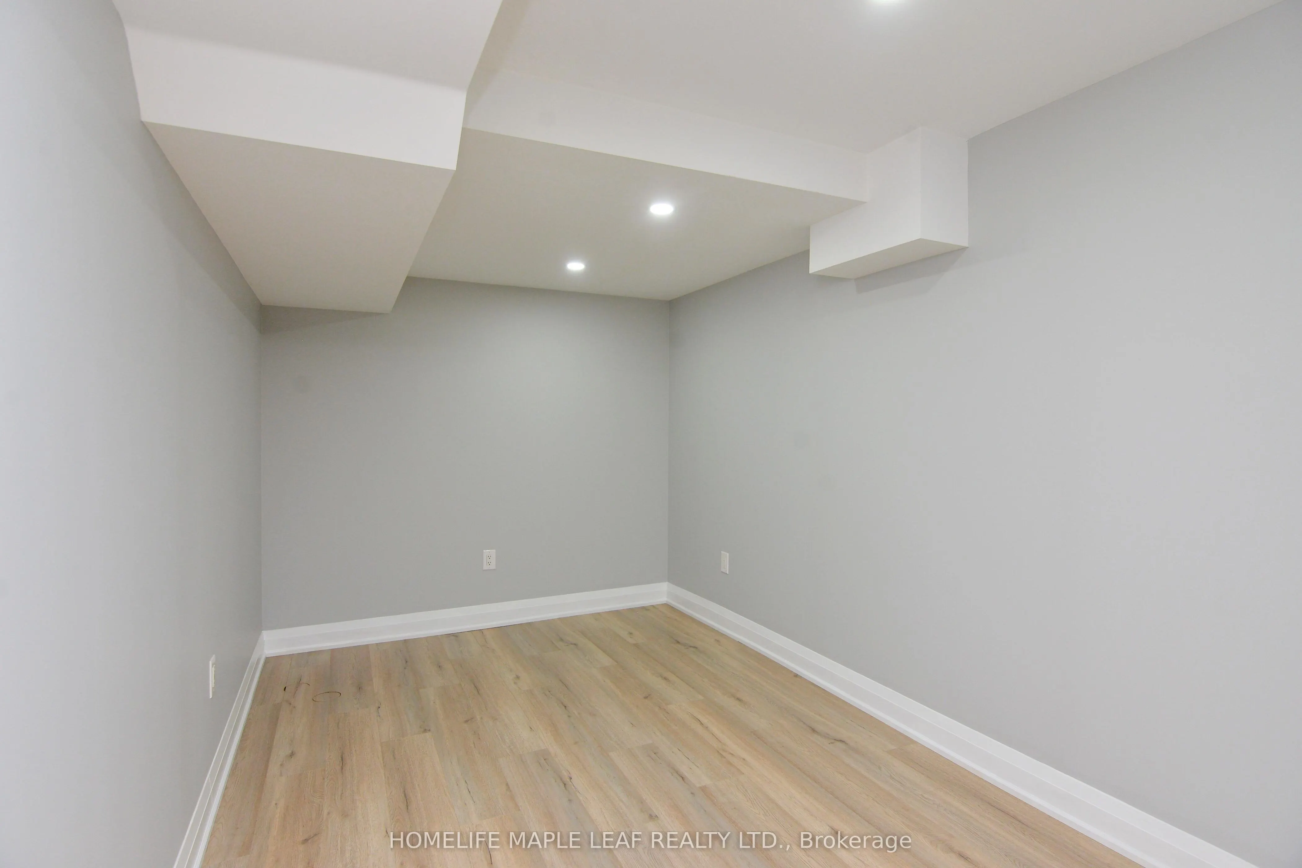 12 Eberly Woods Drive