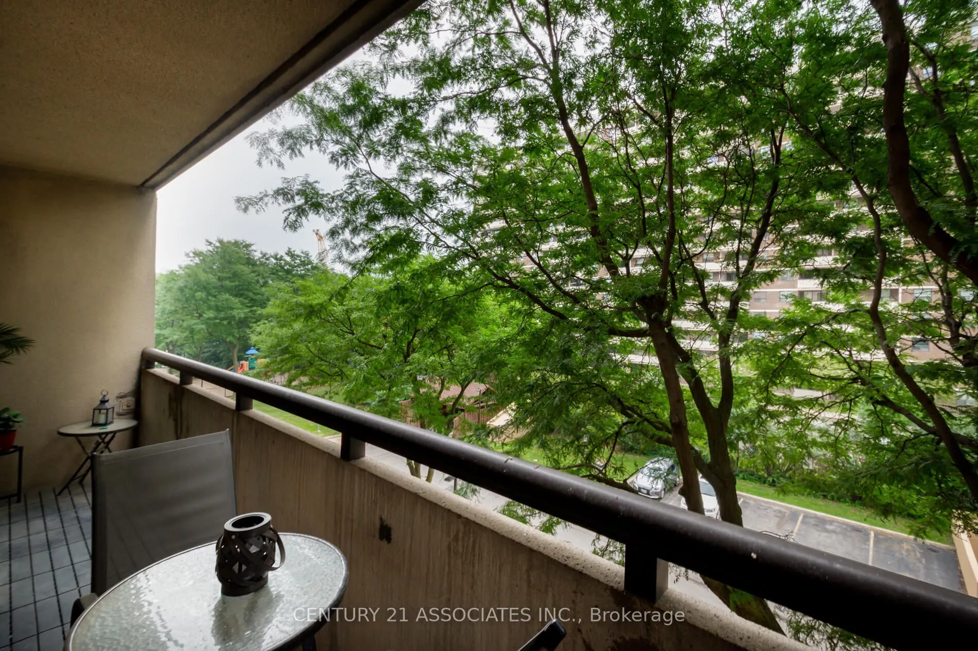 5 Lisa Street, #402