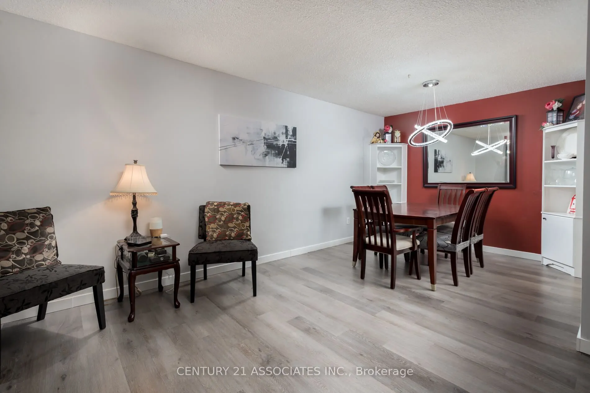 5 Lisa Street, #402