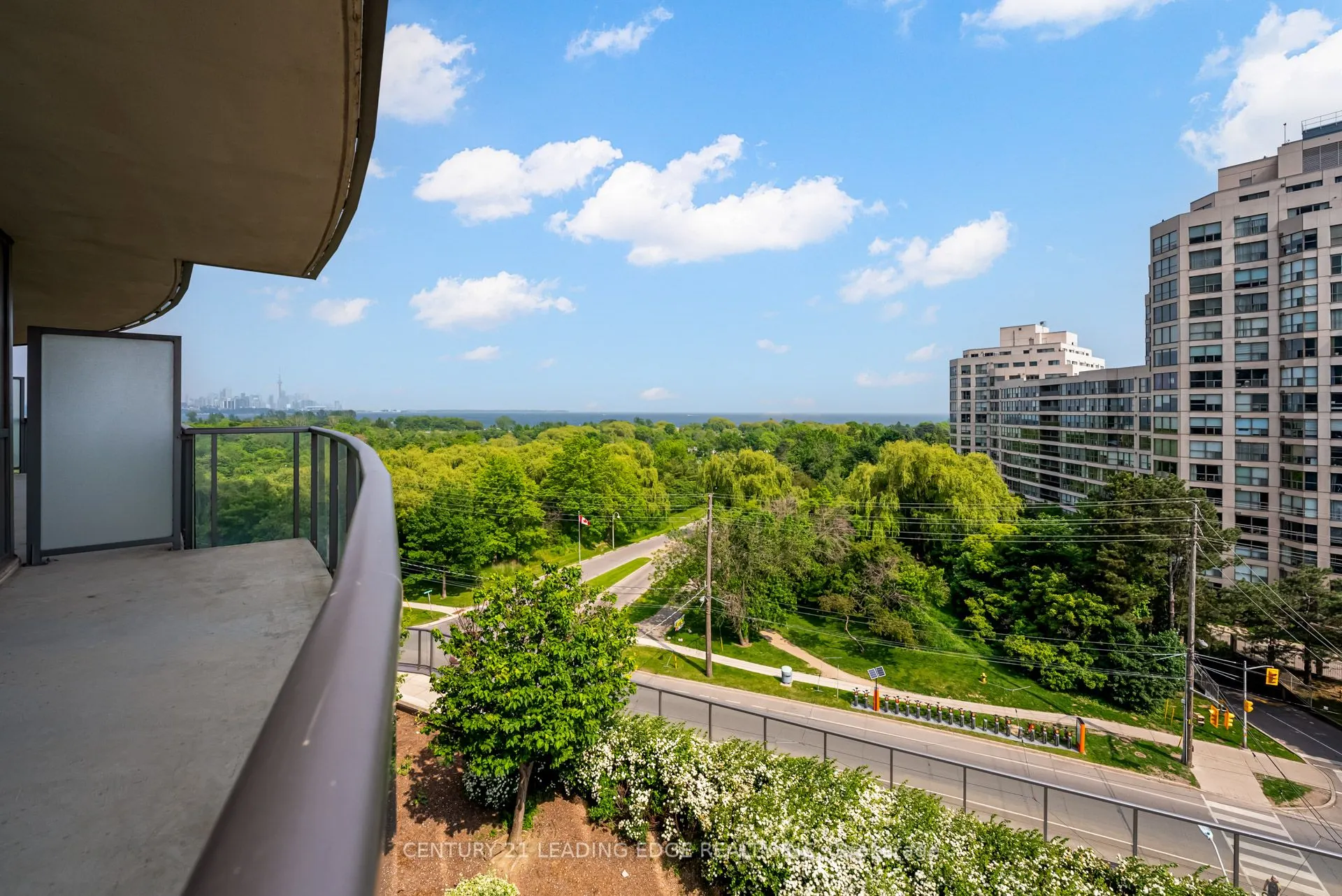 2240 Lake Shore Boulevard W, #601