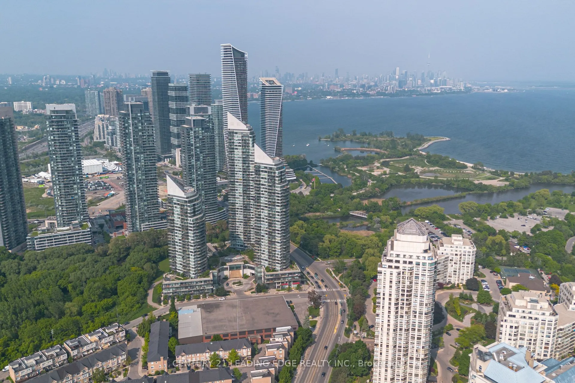 2240 Lake Shore Boulevard W, #601