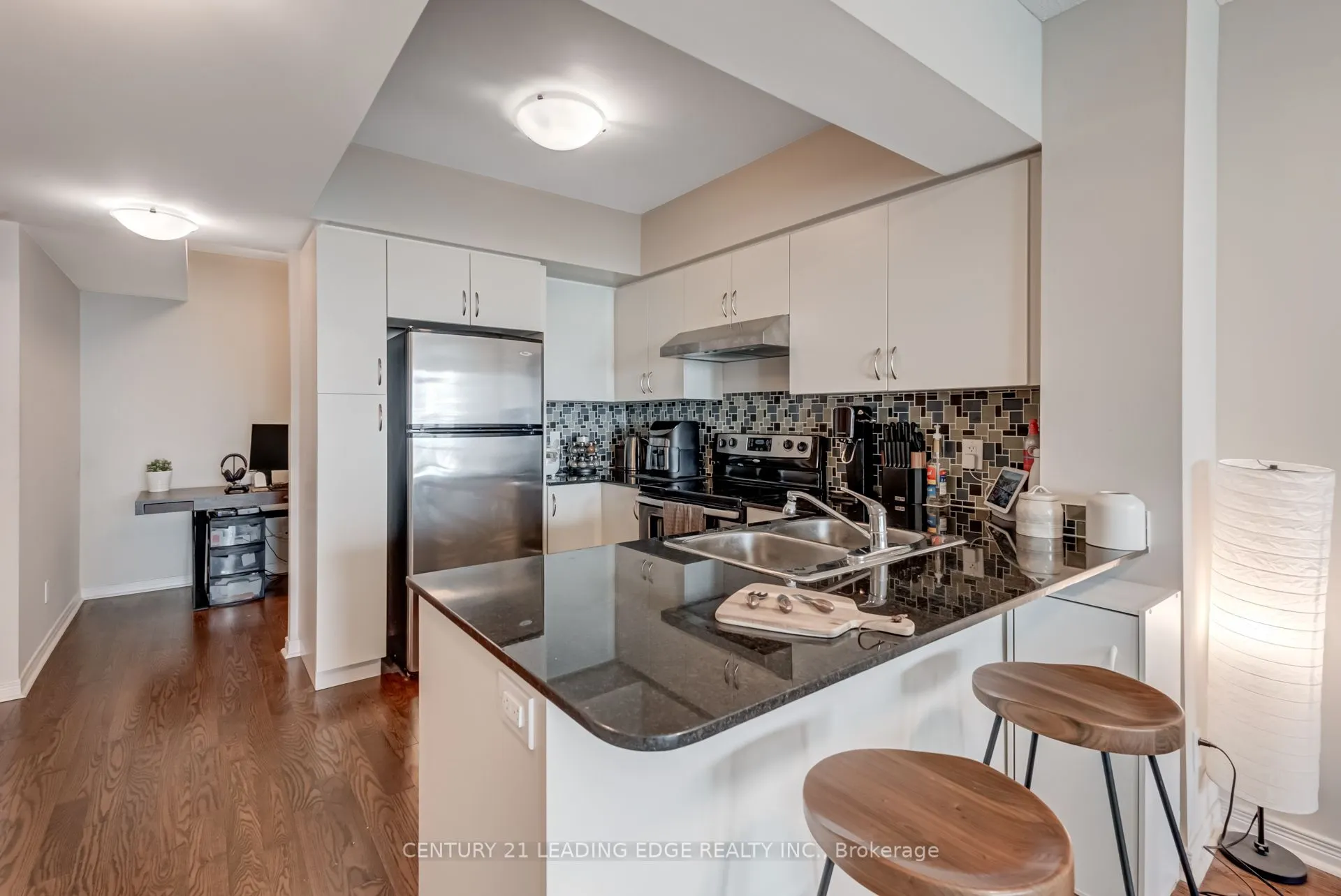 2240 Lake Shore Boulevard W, #601