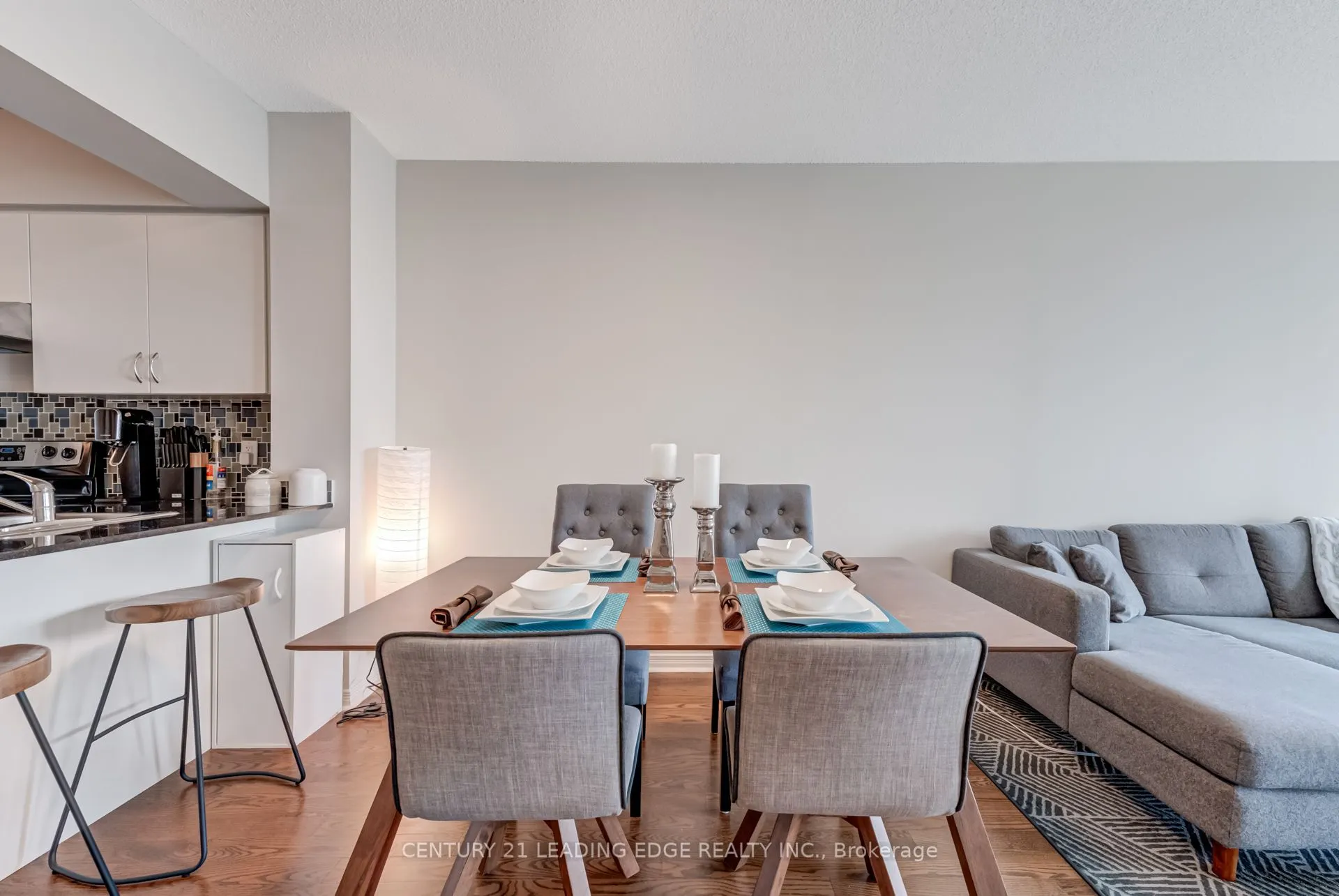 2240 Lake Shore Boulevard W, #601