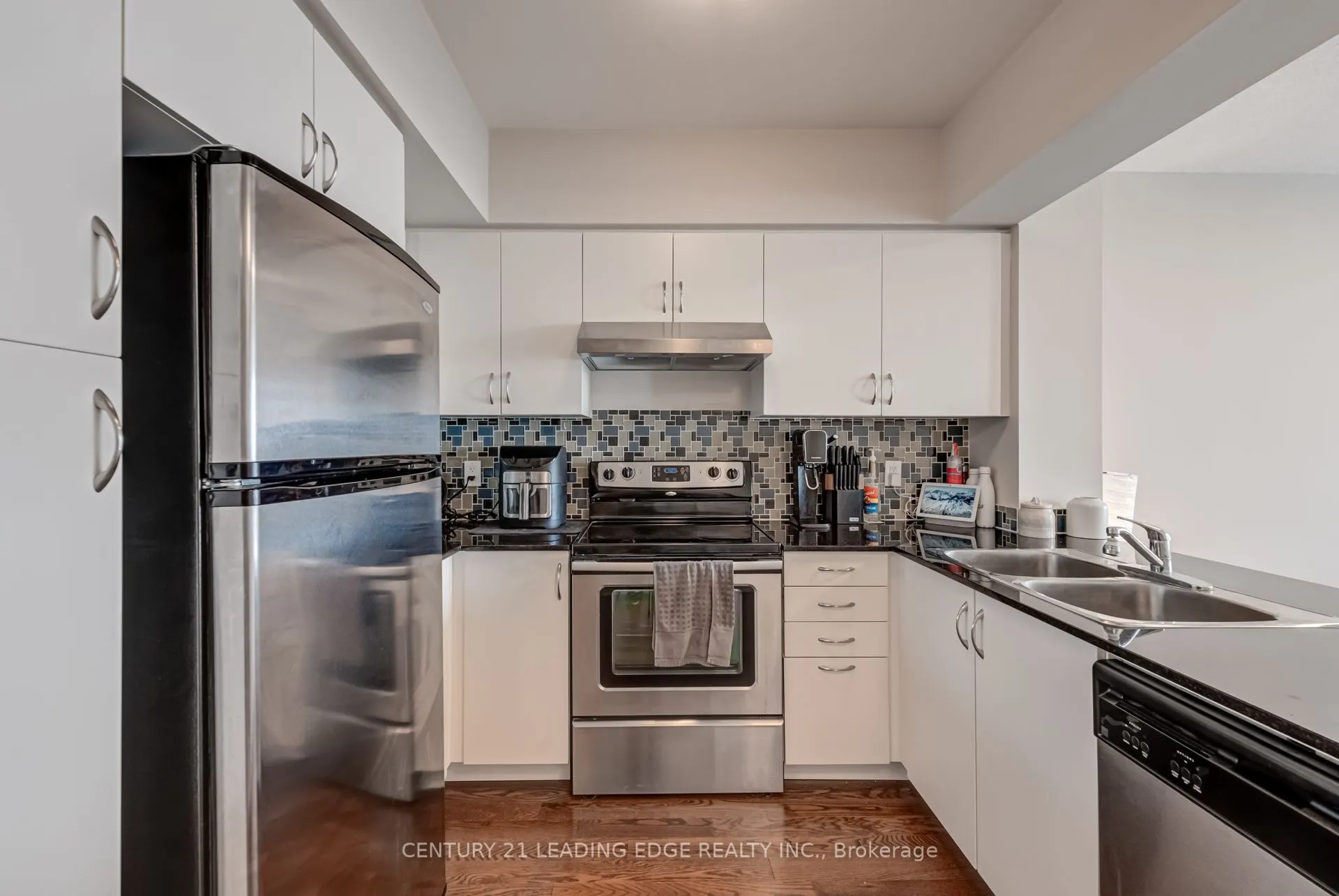 2240 Lake Shore Boulevard W, #601