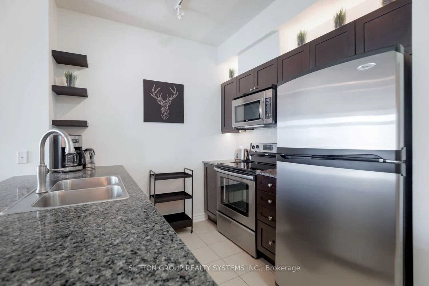 3525 Kariya Drive, #1107