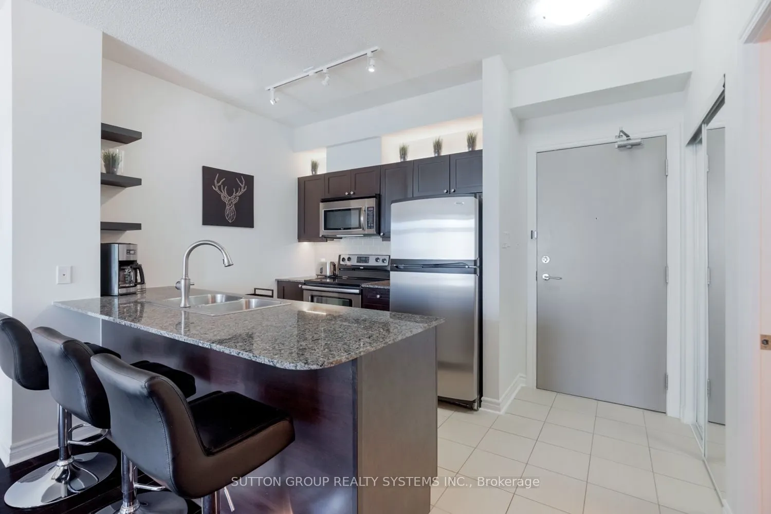 3525 Kariya Drive, #1107