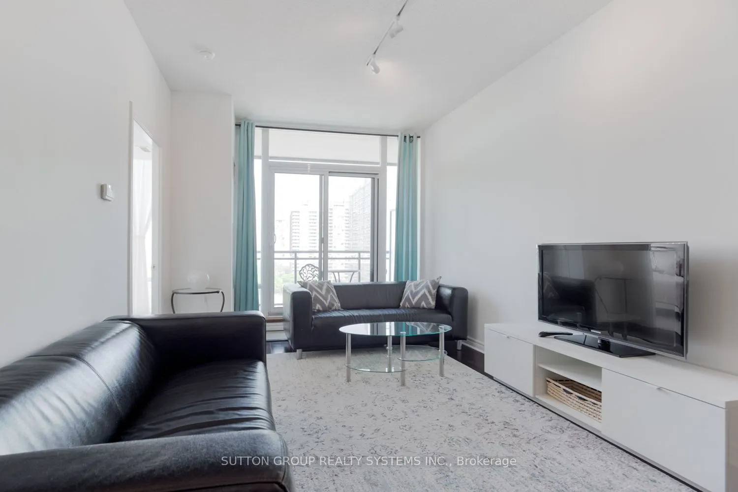 3525 Kariya Drive, #1107