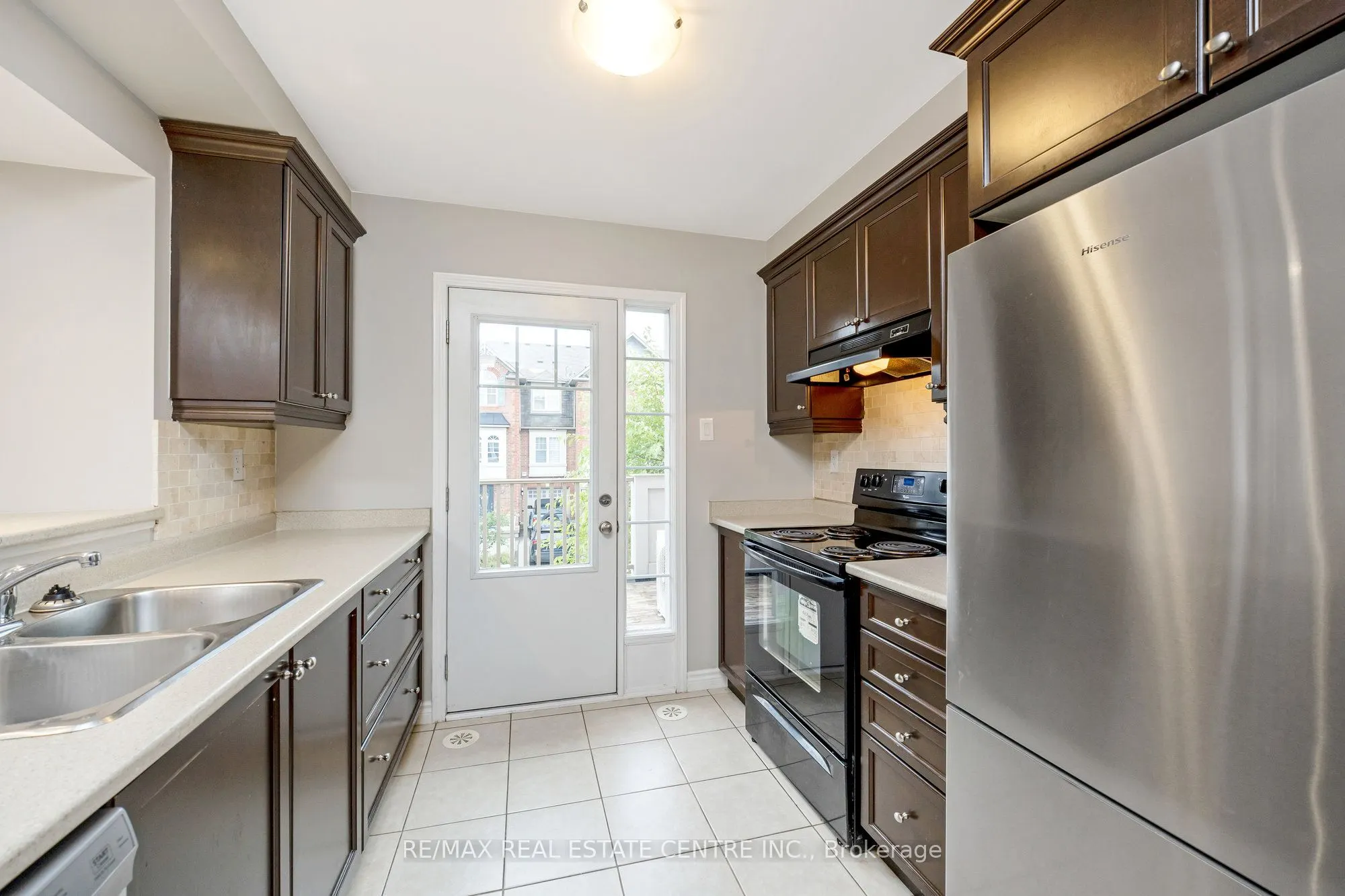 761 Challinor Terrace