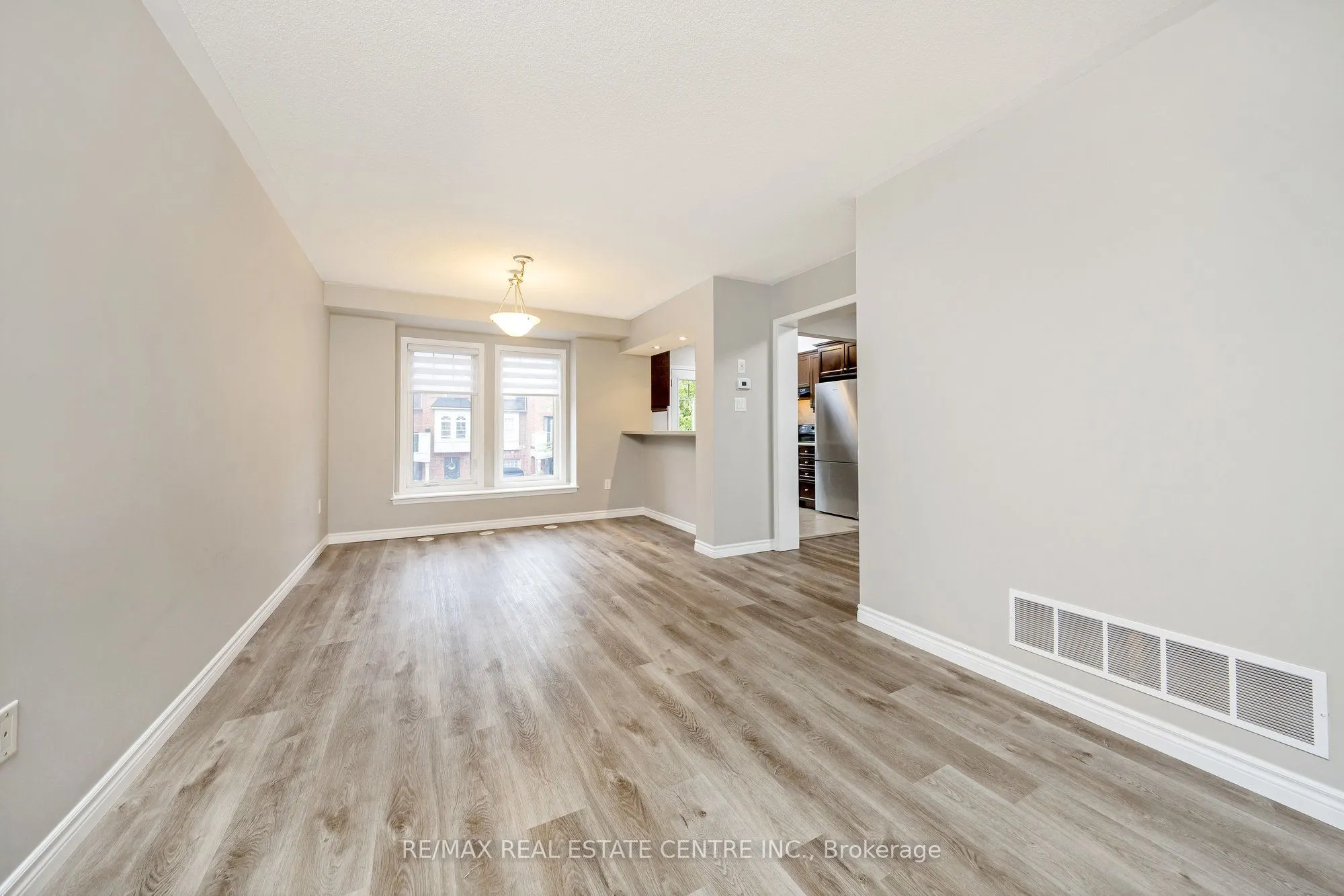 761 Challinor Terrace