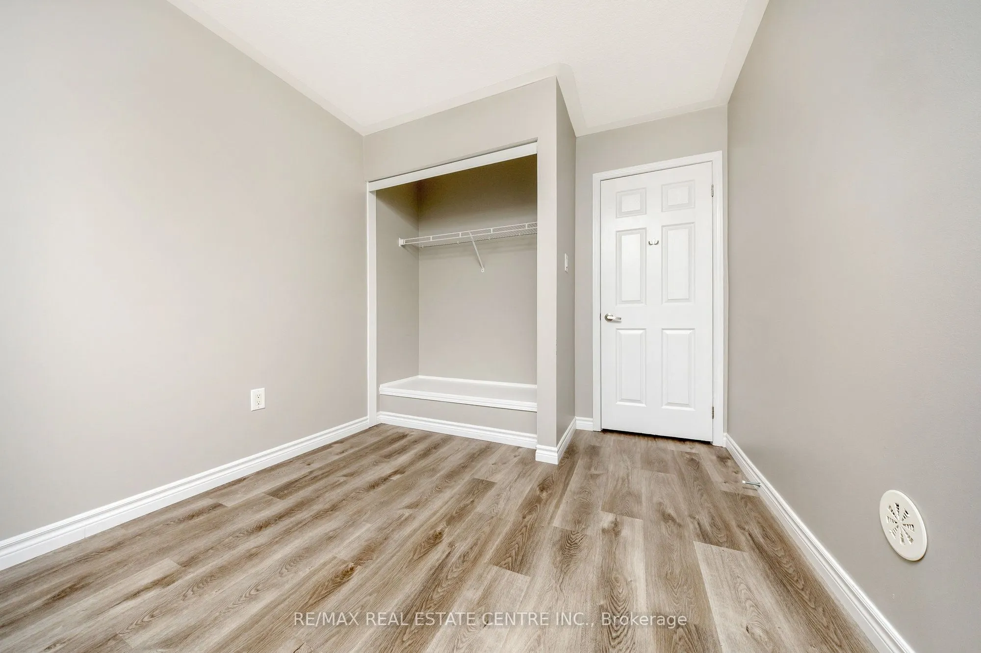 761 Challinor Terrace
