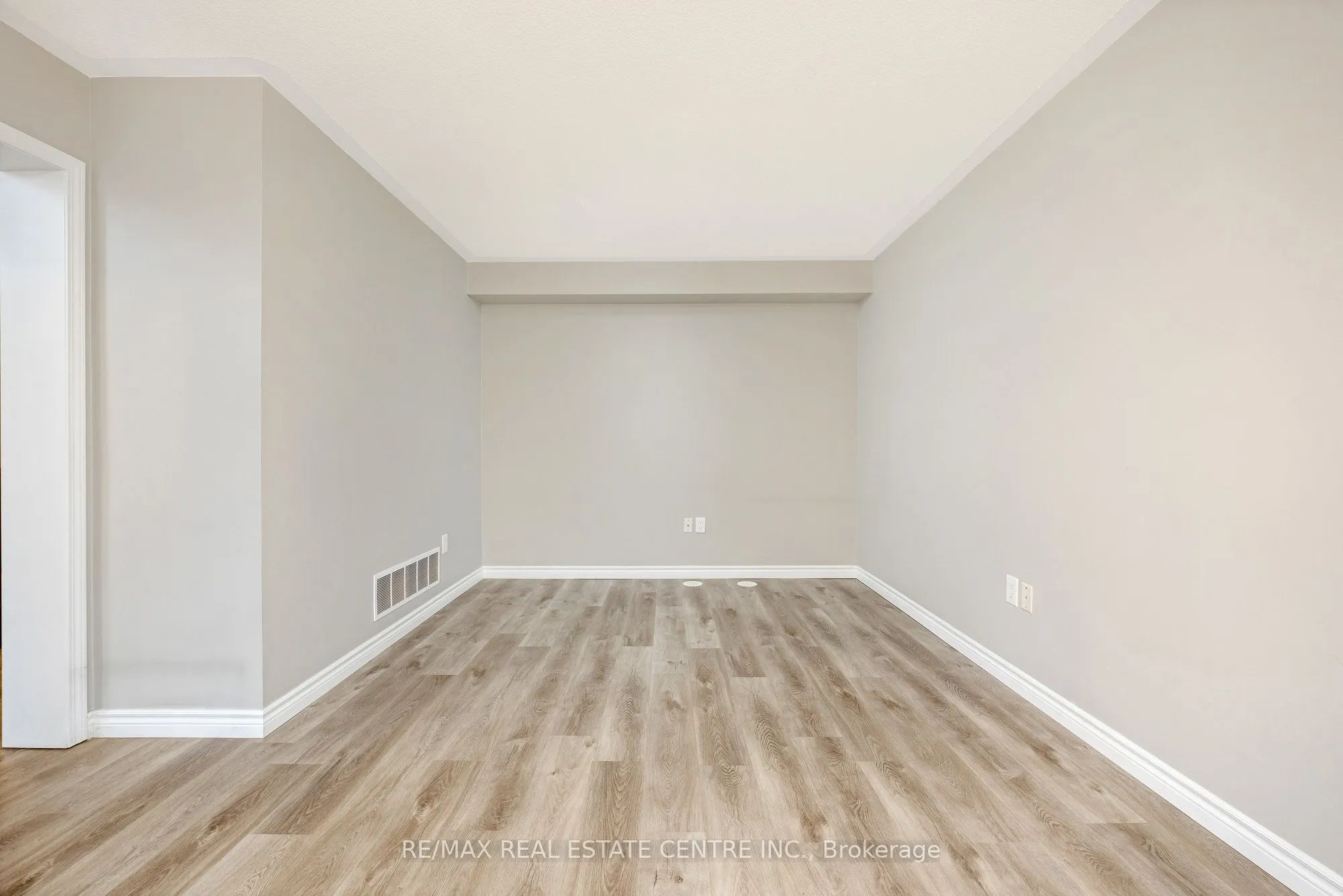 761 Challinor Terrace