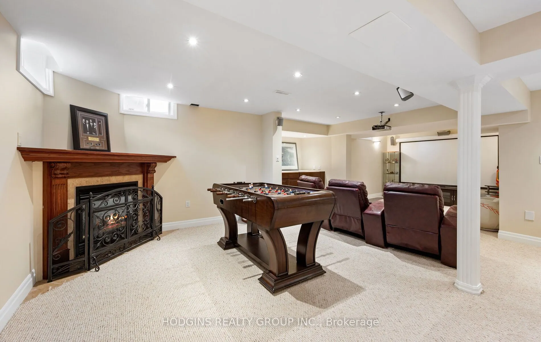 1376 Avon Drive