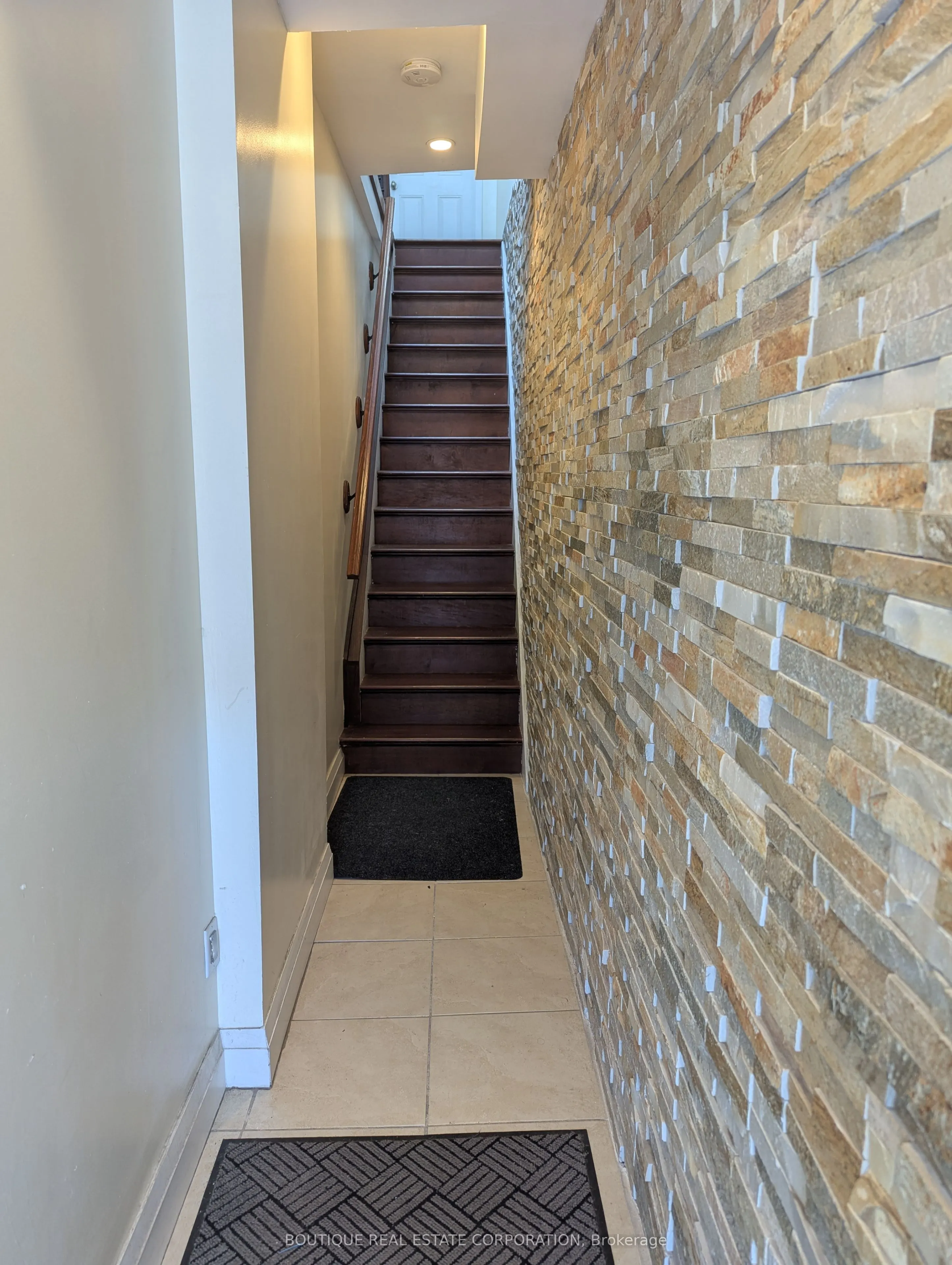2222 Dundas Street W, #202
