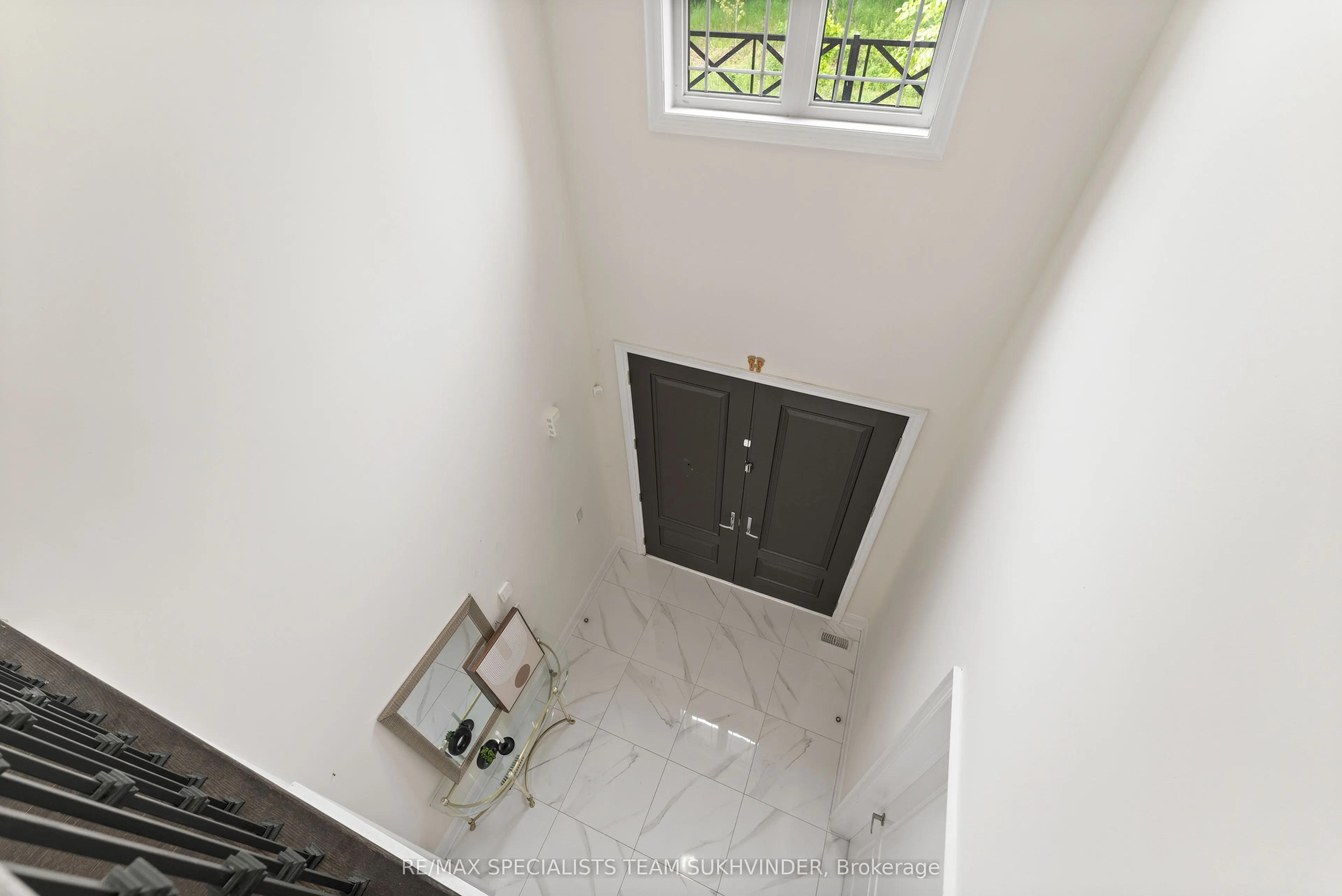 27 Daisy Meadow Crescent