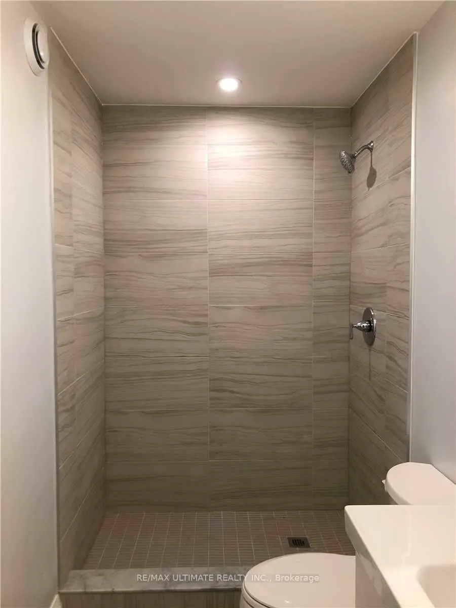 230 South Kingsway, #9