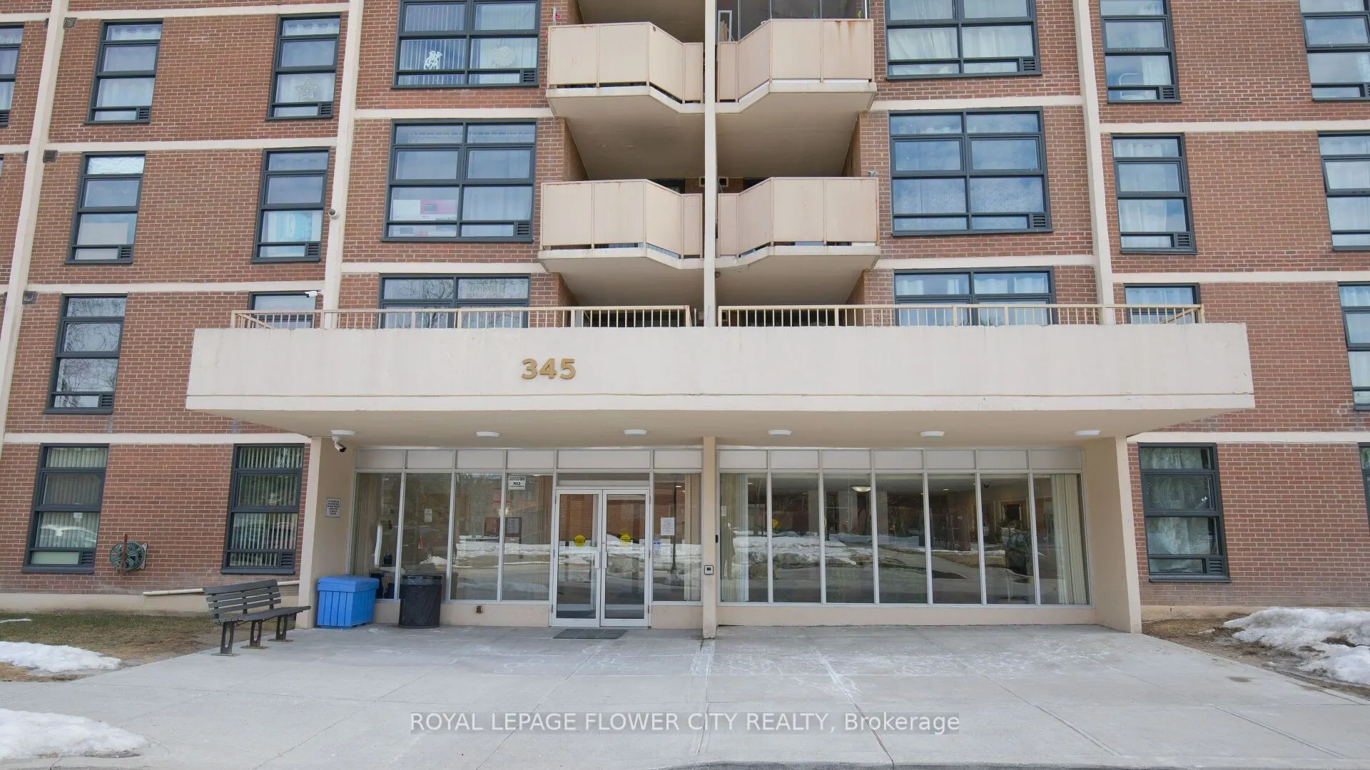 345 Driftwood Avenue, #207