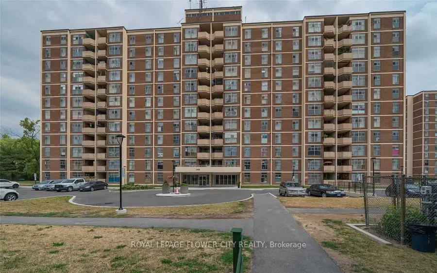345 Driftwood Avenue, #207