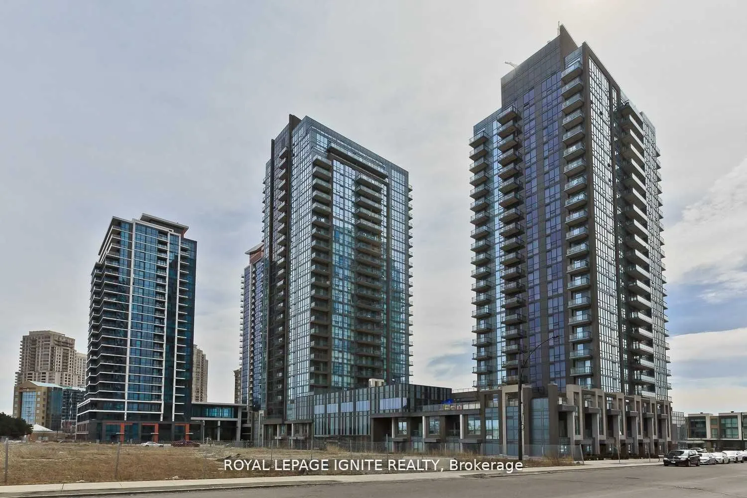 5033 Four Springs Avenue, #1618