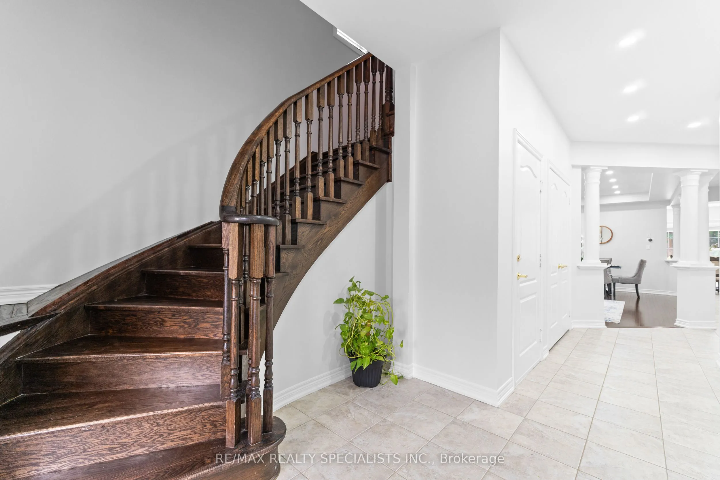 38 Stephanie Avenue