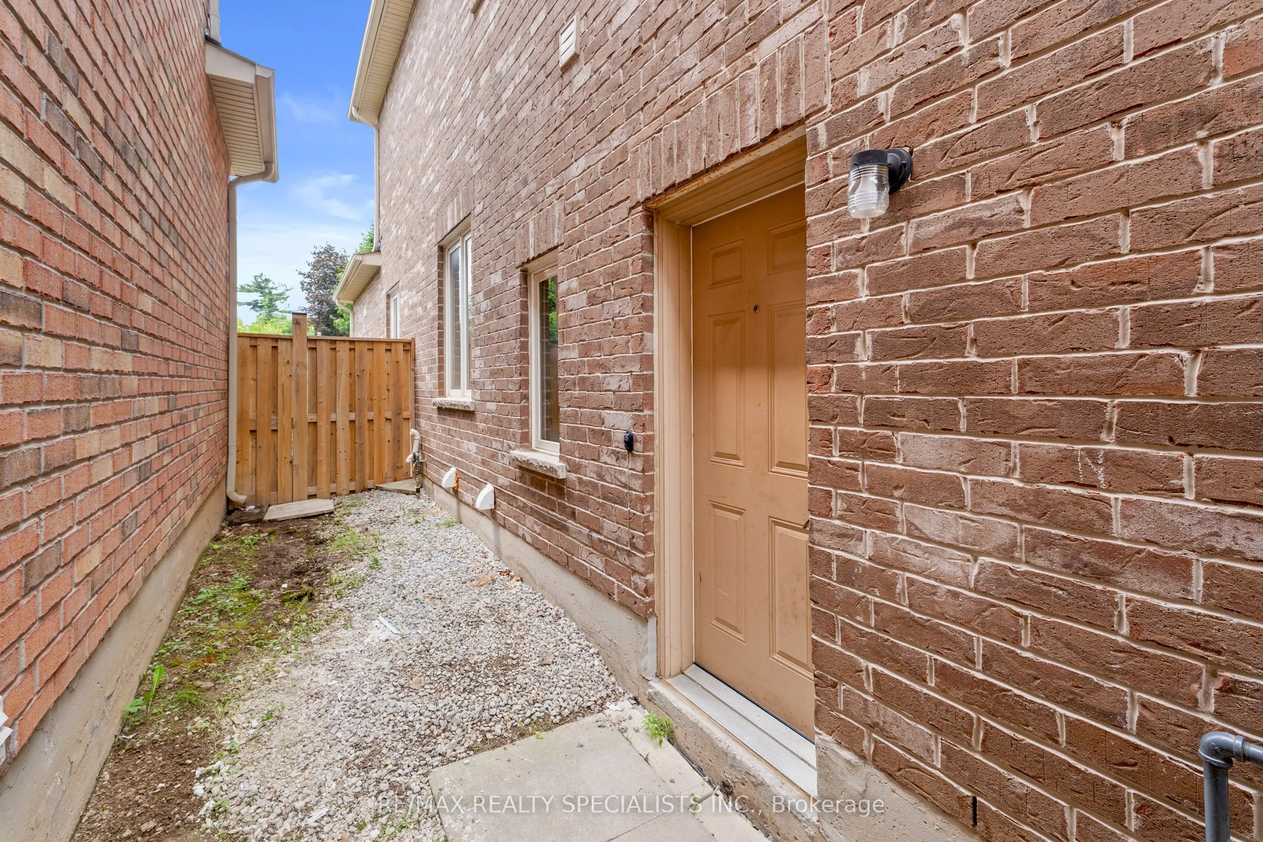 38 Stephanie Avenue
