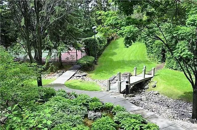 8 Lisa Street, #1803