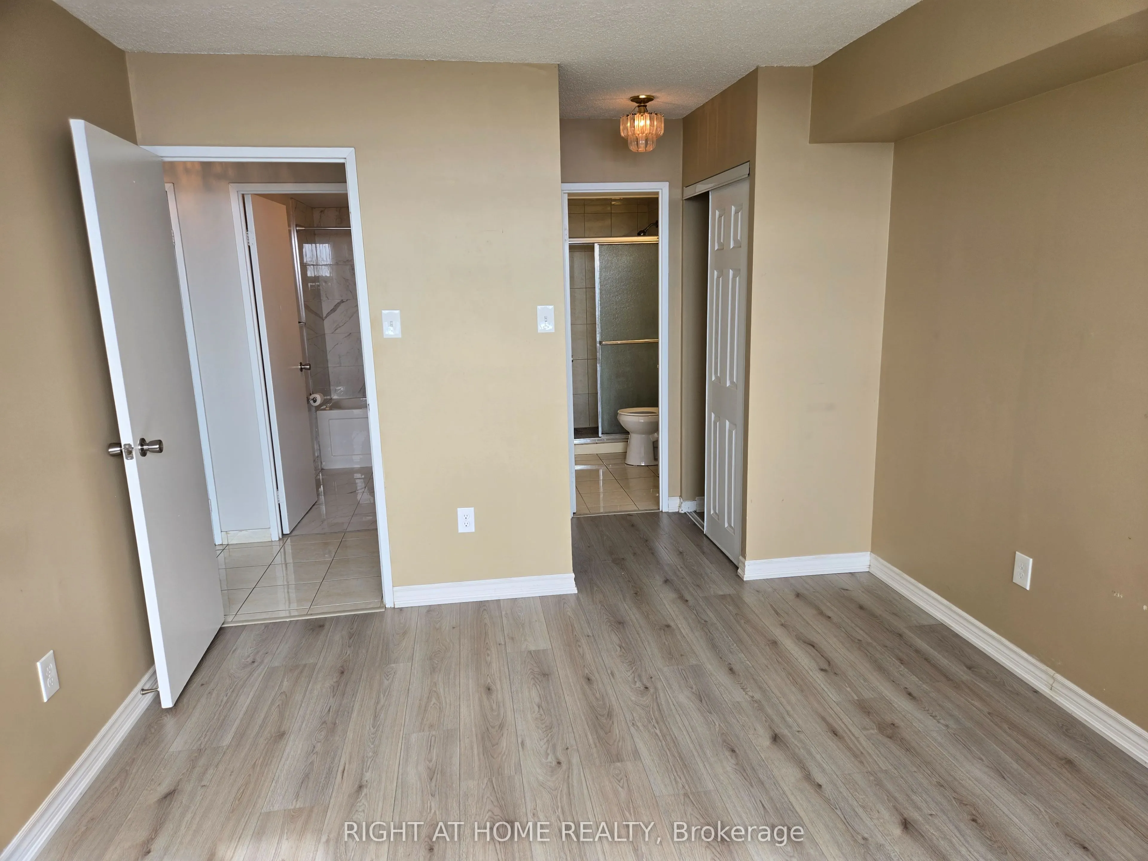 8 Lisa Street, #1803