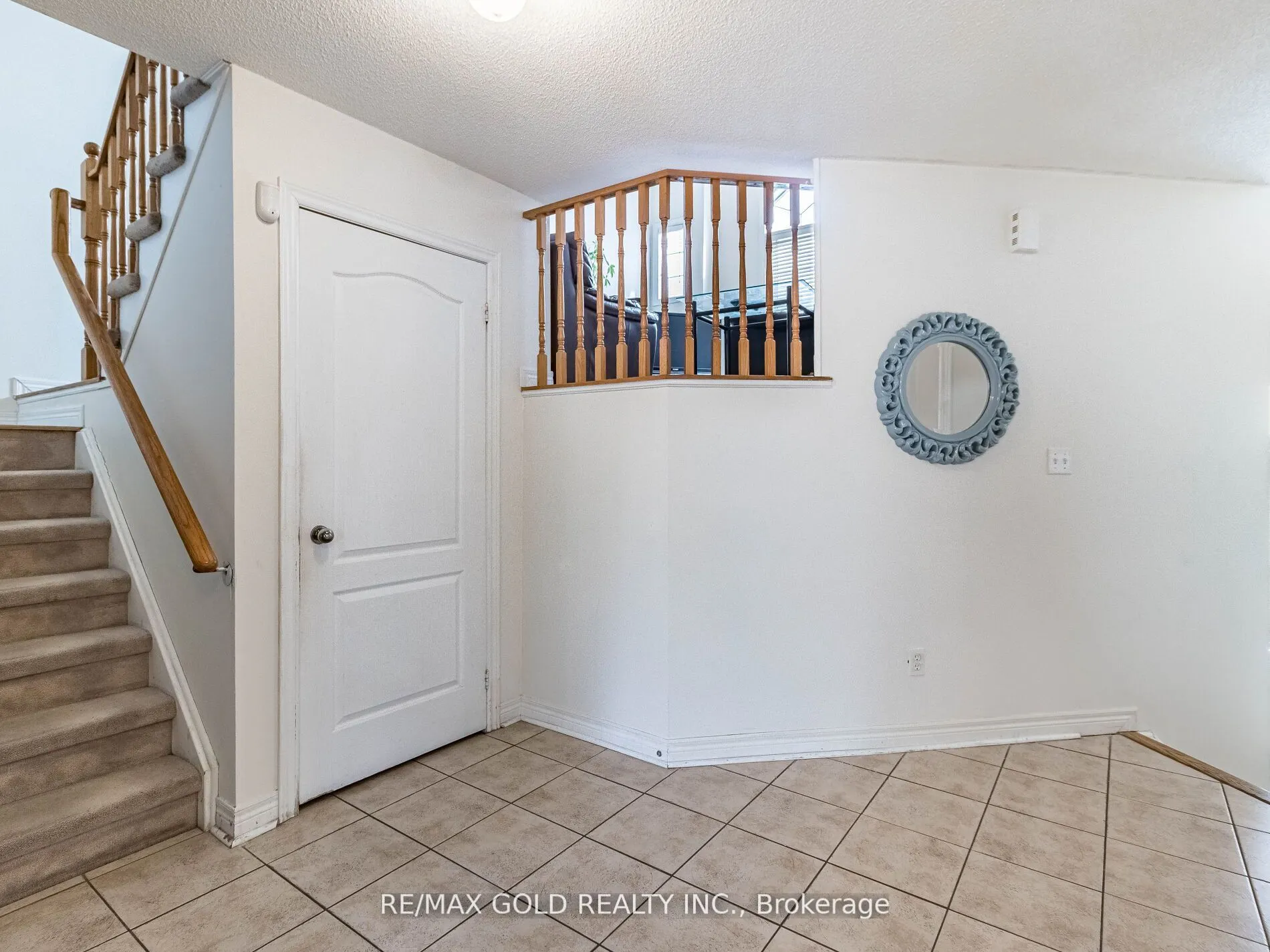 24 Bramoak Crescent