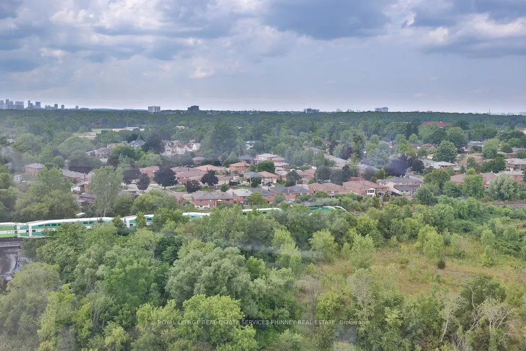 1063 Douglas Mccurdy Common, #1207